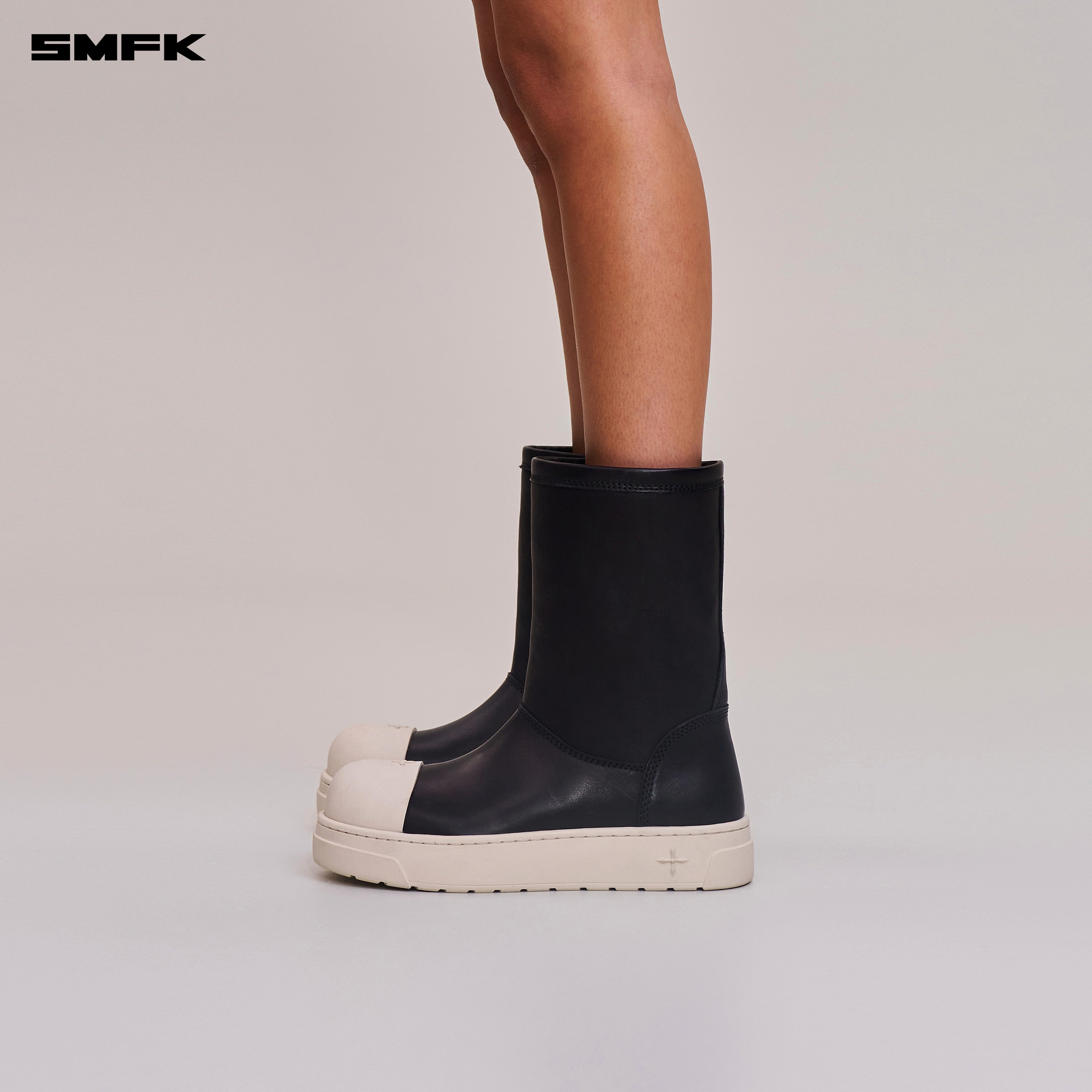 COMPASS SHERPA WOOLLY SNOWSHOE/MIDDLE BLACK WHITE