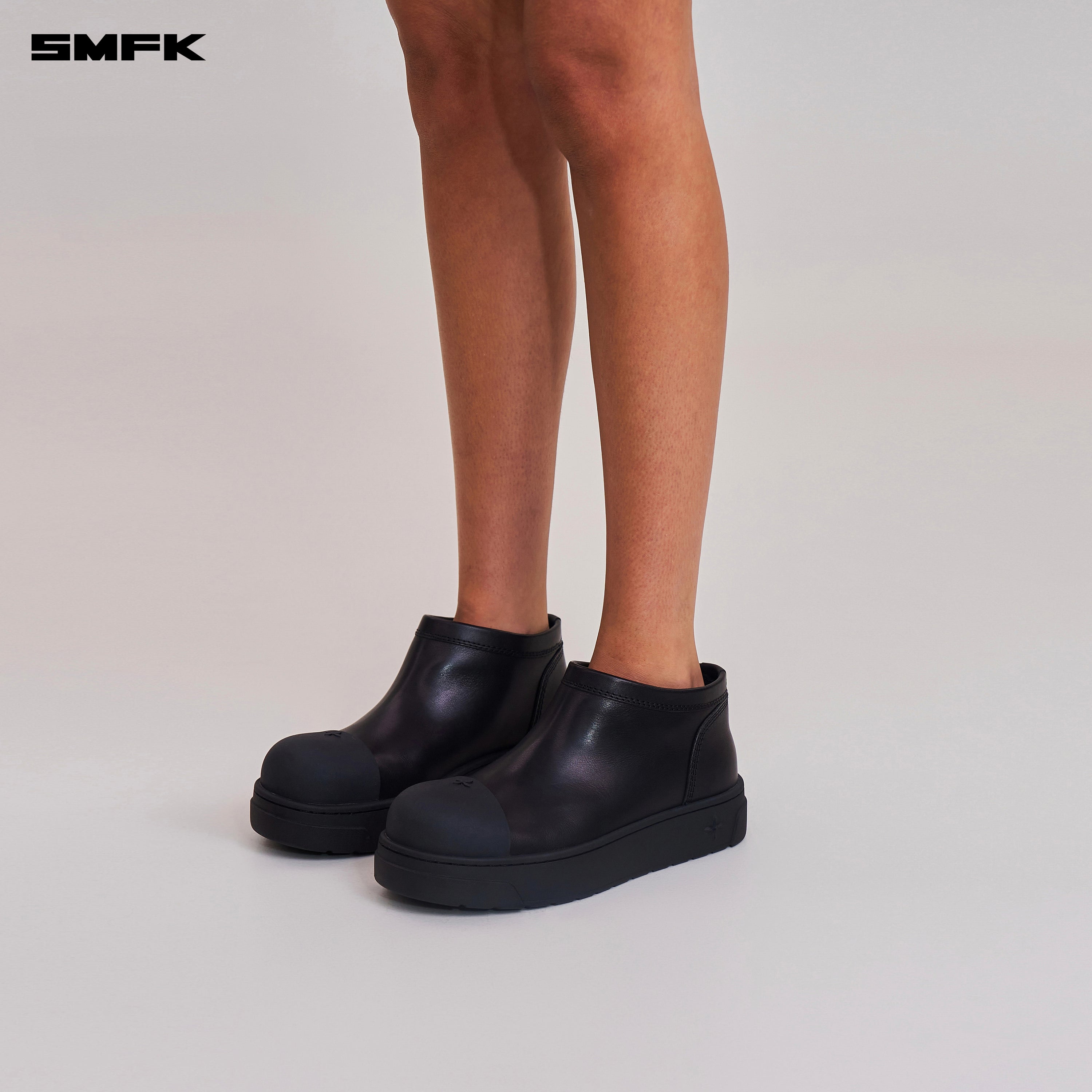 COMPASS SHERPA WOOLLY SNOWSHOE/LOW WILD BLACK