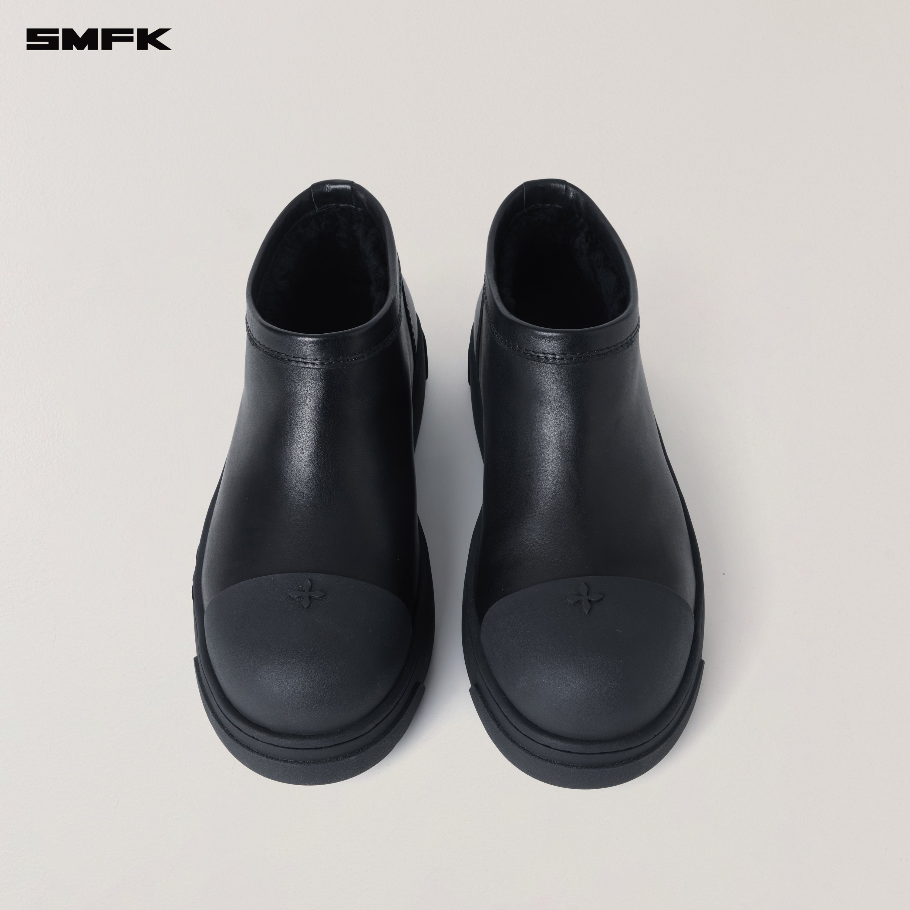 COMPASS SHERPA WOOLLY SNOWSHOE/LOW WILD BLACK