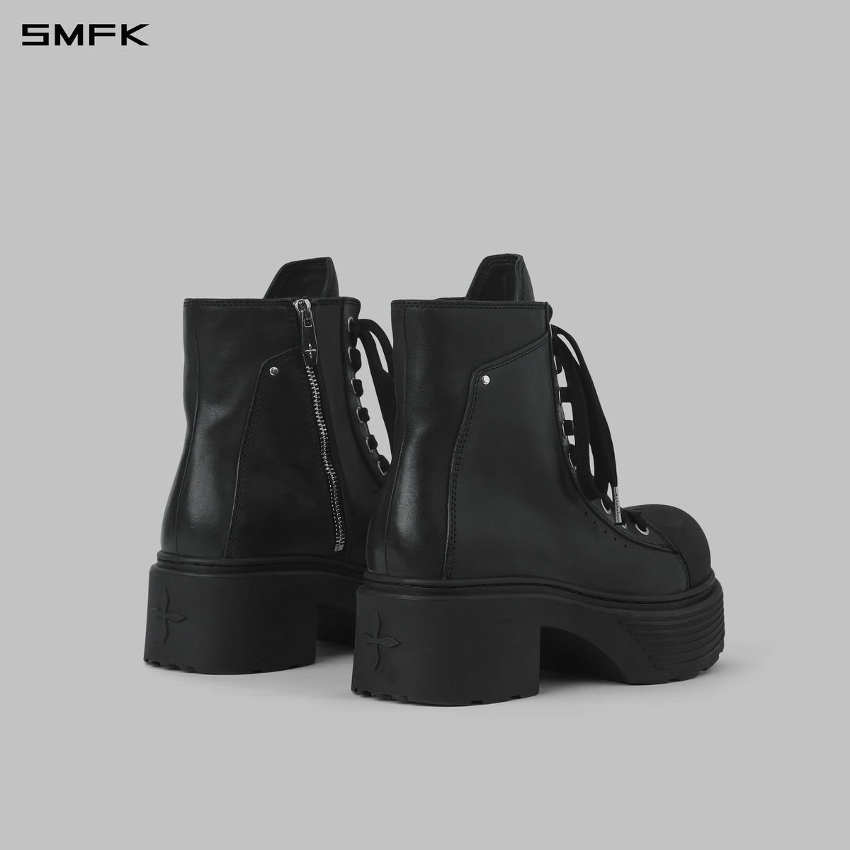 CORE LEATHER HIGH-TOP TRAINER/THICK SOLE/W WILD BLACK