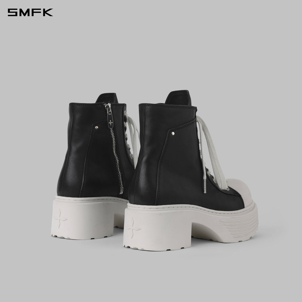 CORE LEATHER HIGH-TOP TRAINER/THICK SOLE/W BLACK WHITE