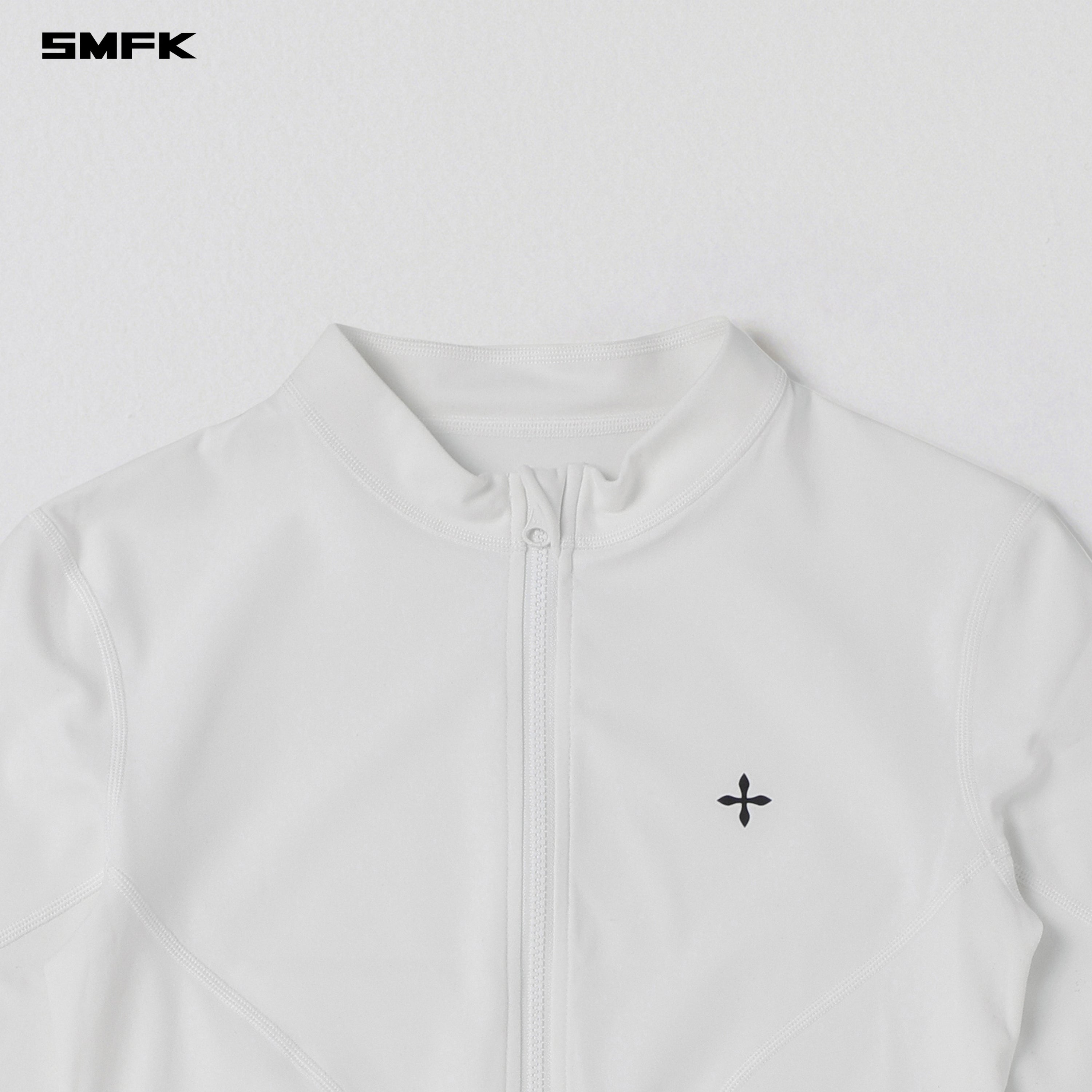 FOCUS GYM SHORT JACKET/Lycra Nylon CLOUD WHITE