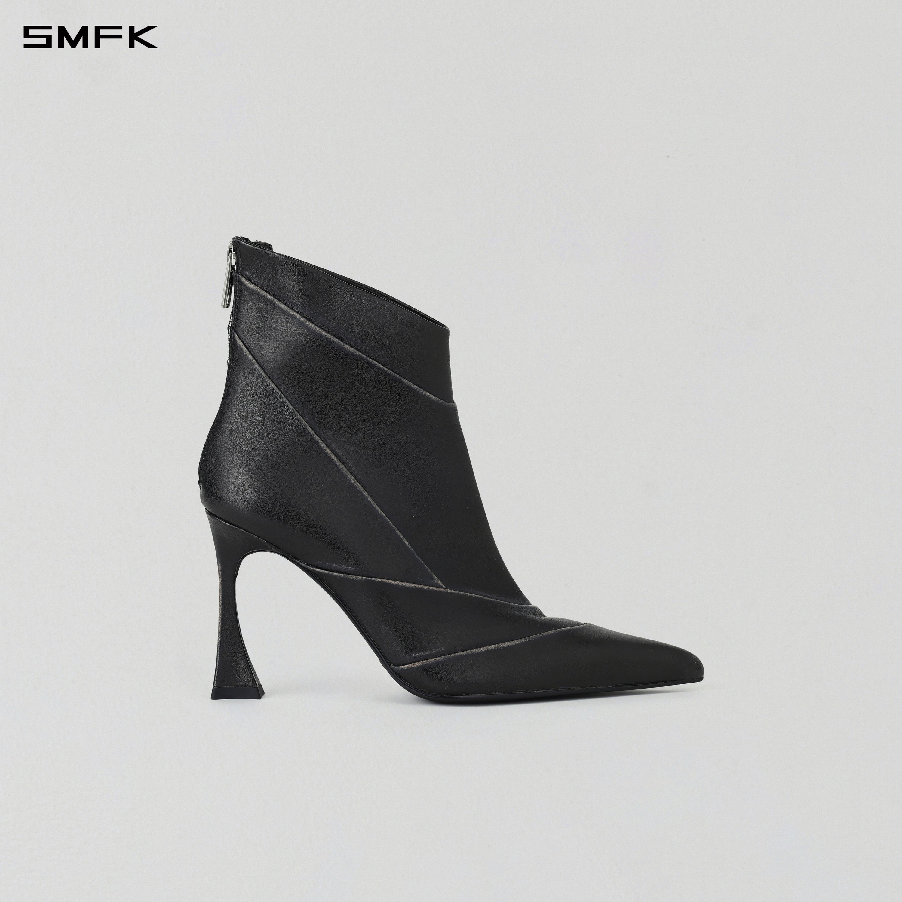 MAGIC SPEED SHORT HIGH-HEELED BOOTS/HAND BURNISHED CALF GRAPHITE