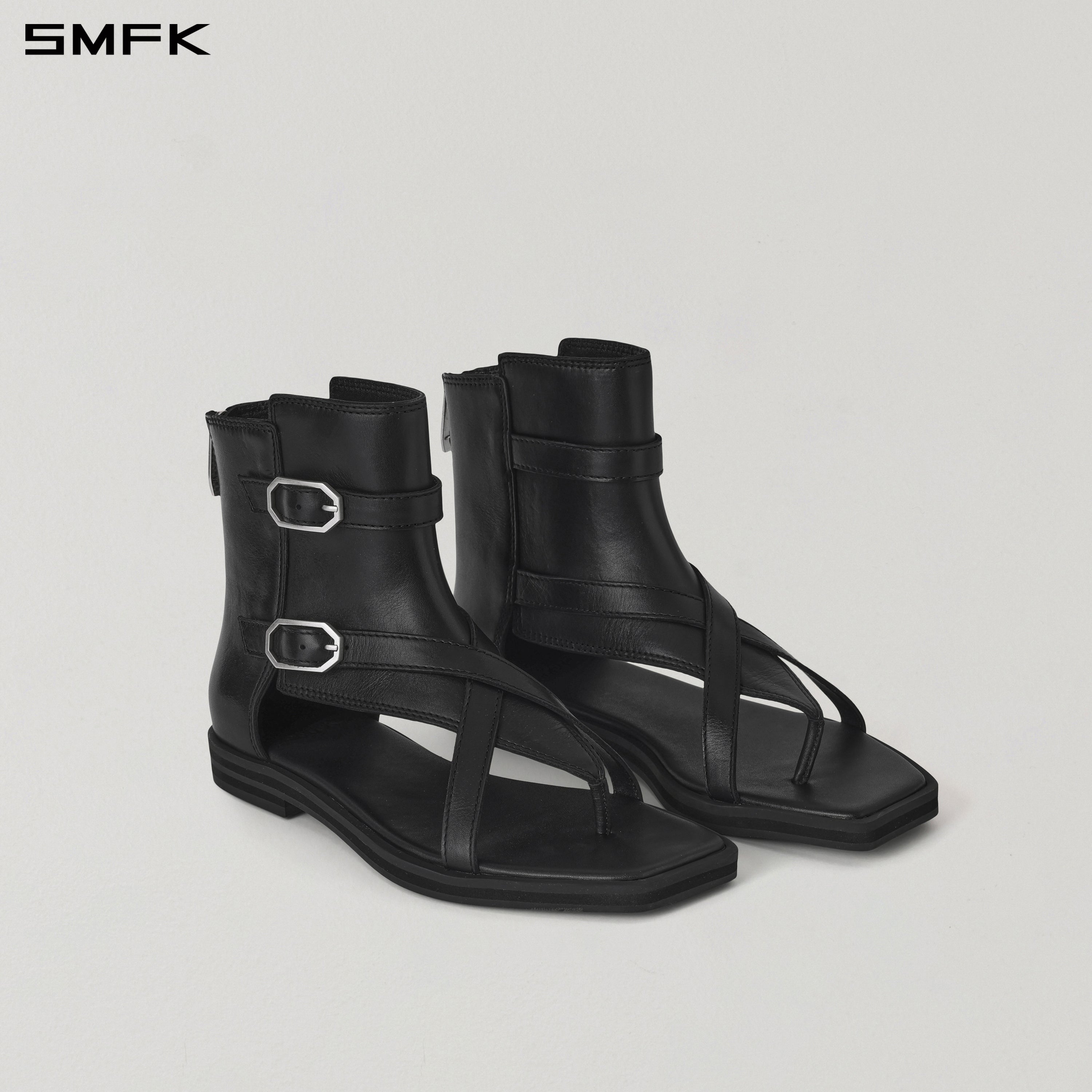 MIRAGE PRISM LEATHER SANDAL/CALF WILD BLACK