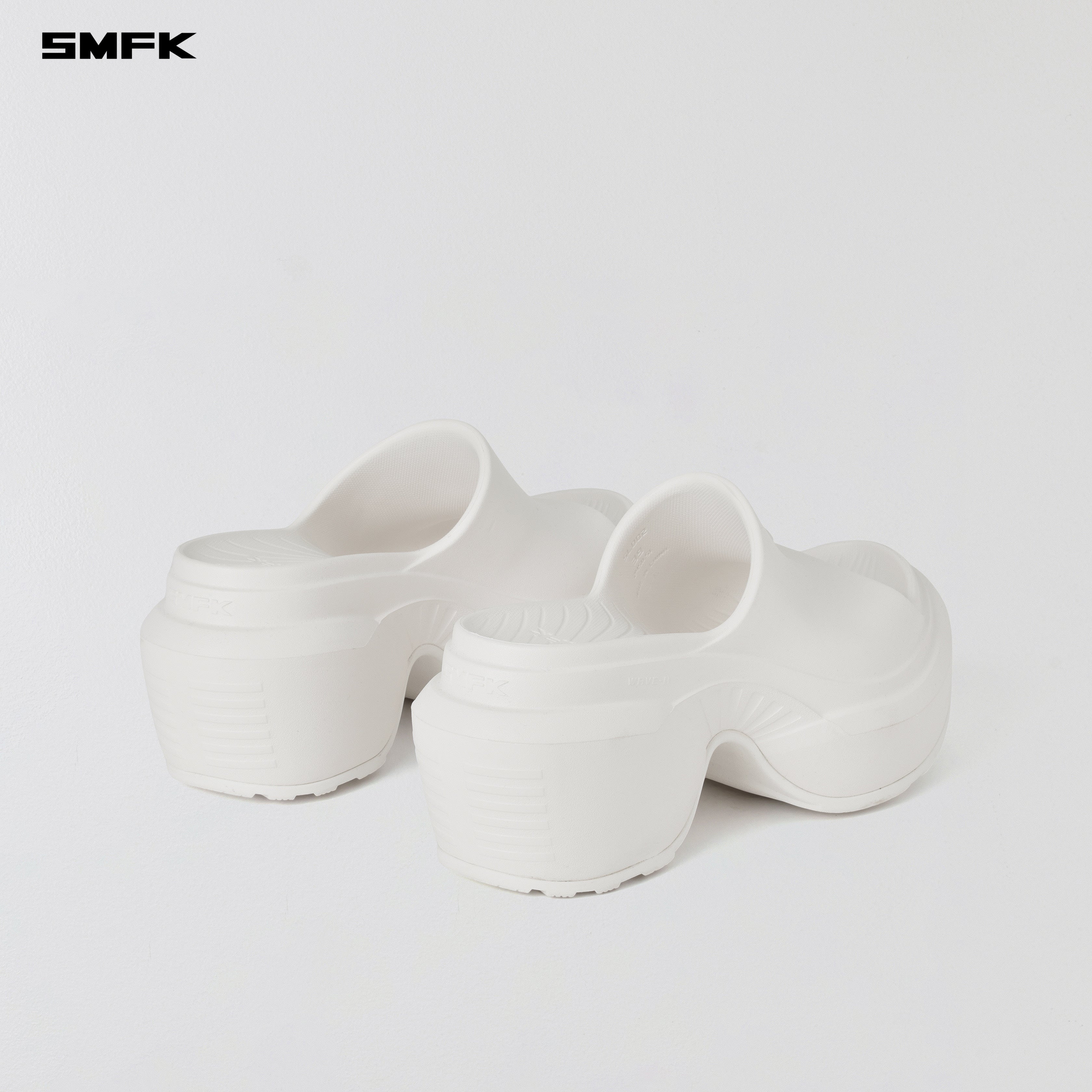 WAVE SLIPPER-H CLOUD WHITE – SMFK Official