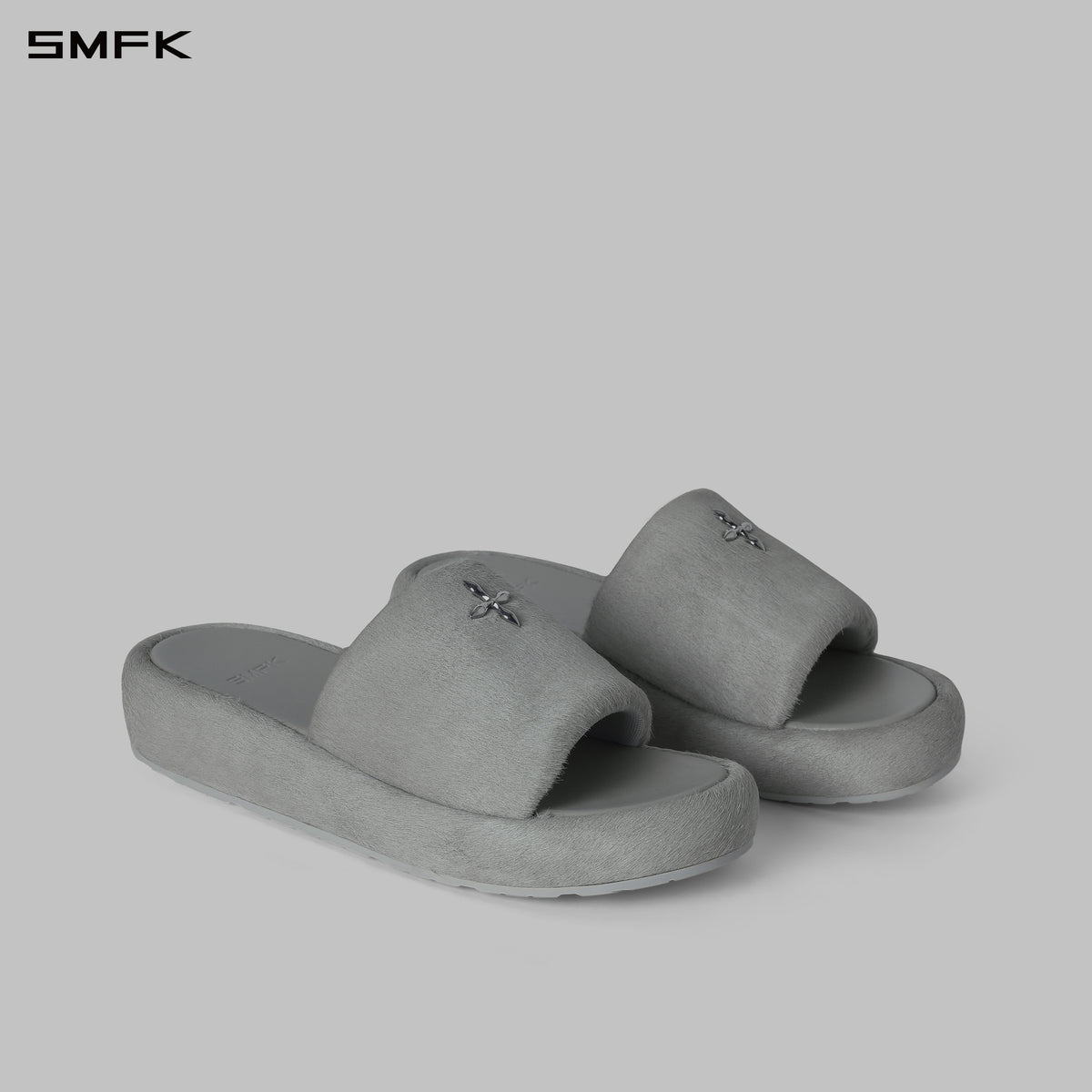 PRISM WORLD LEATHER SLIDES GLACIER GREY