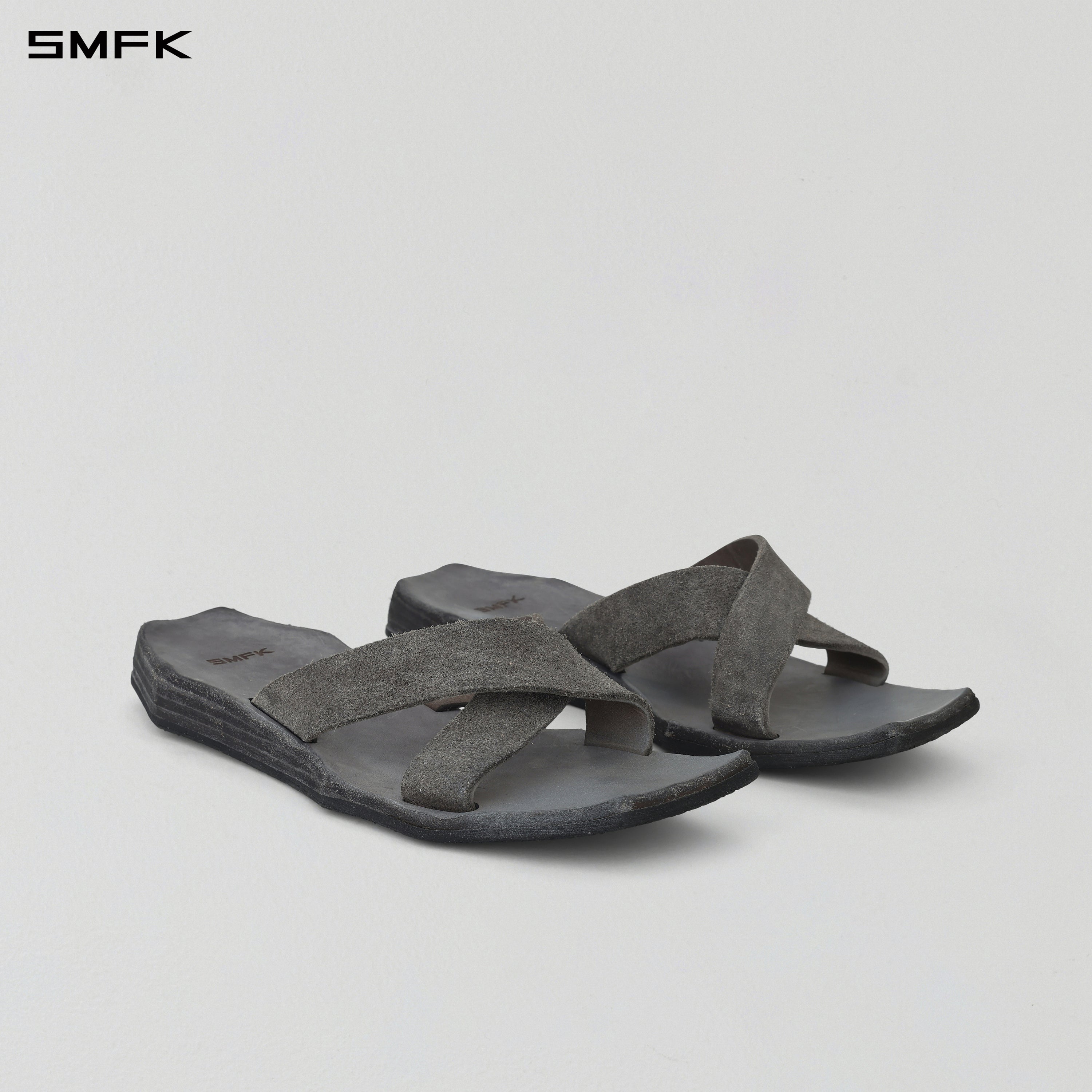 PRISM ENTWINED HANDCRAFTED LEATHER SLIDES/HORSEHIDE/W GLACIER GREY