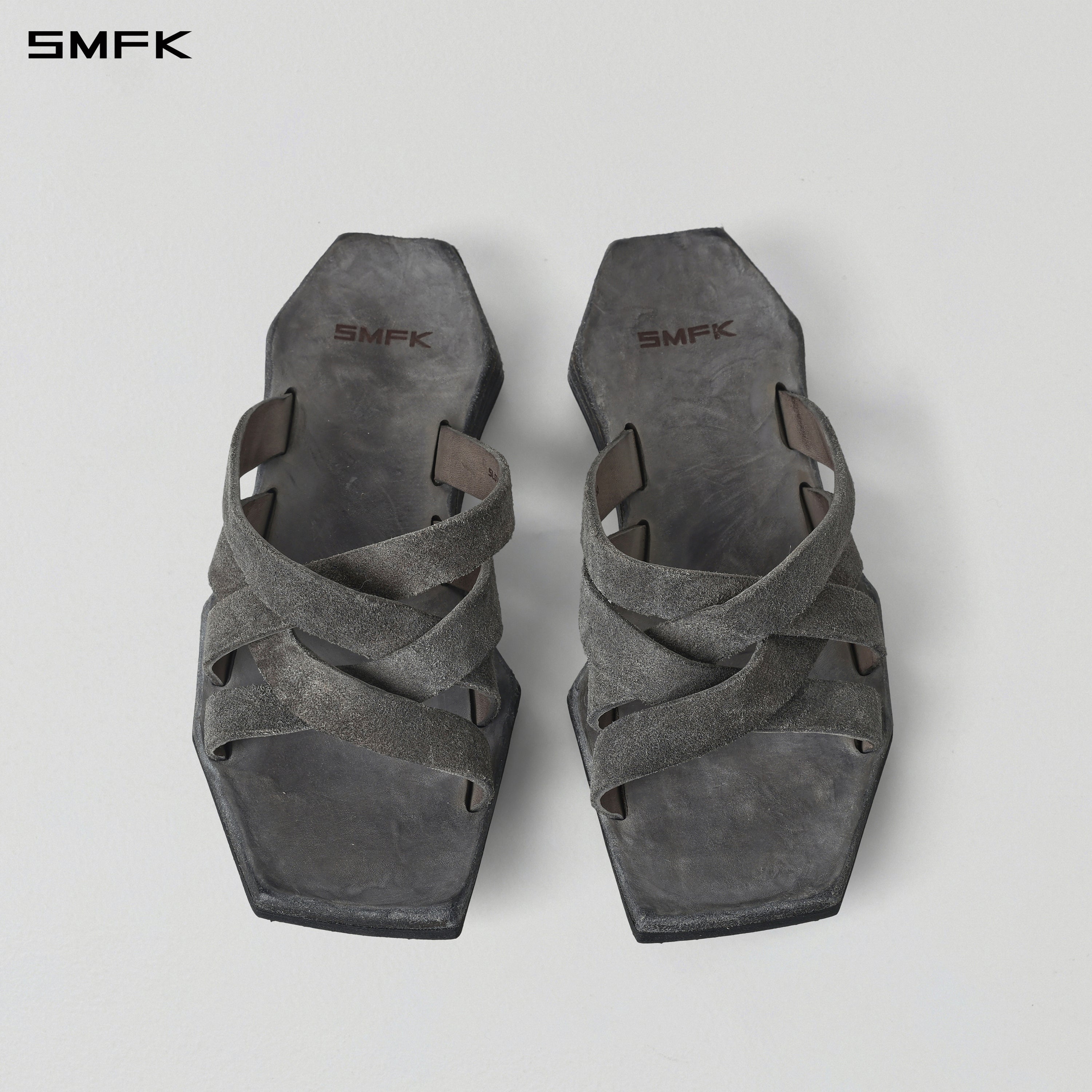PRISM CLASSIC HANDCRAFTED LEATHER SLIDES/HORSEHIDE/W GLACIER GREY