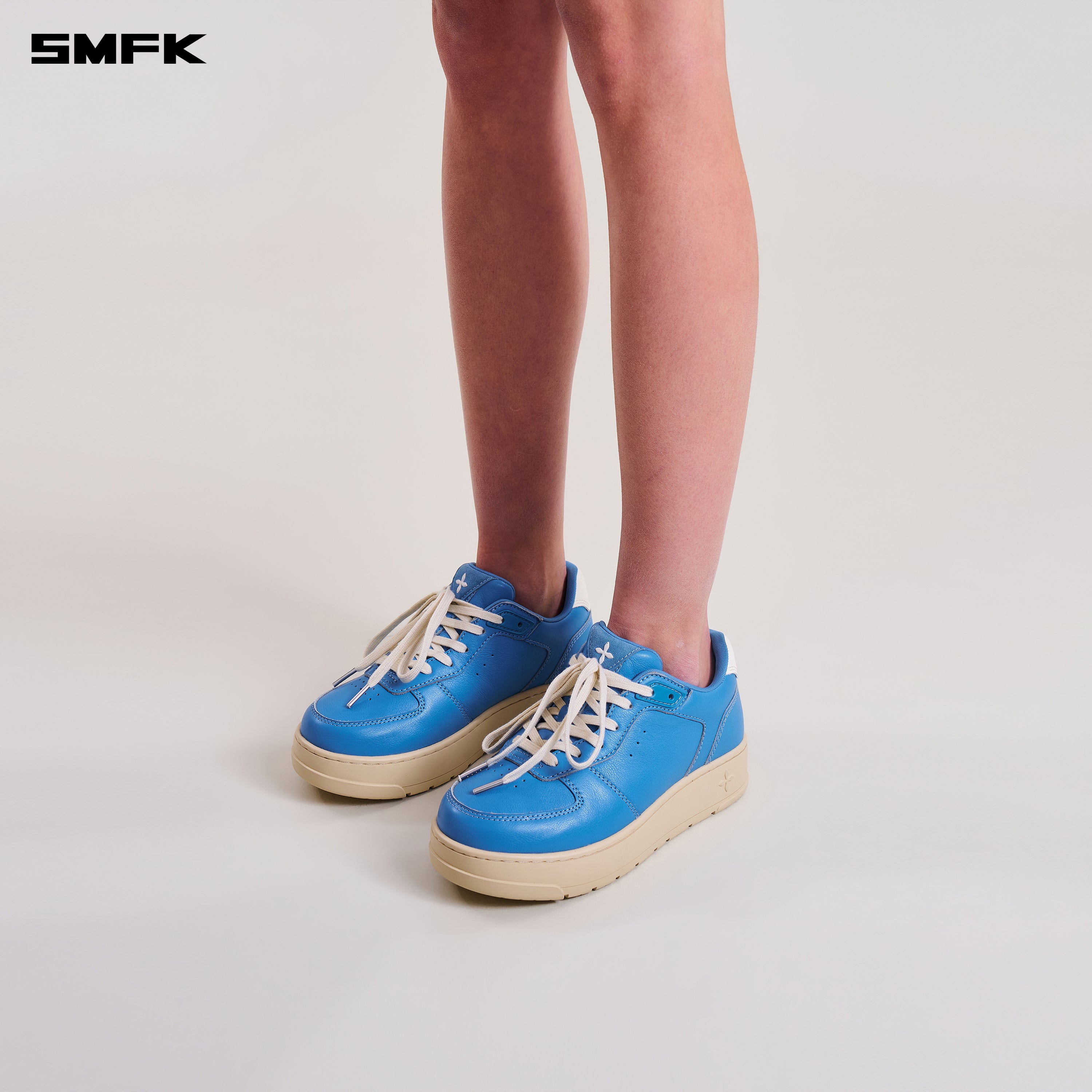 스태츄 트레이닝 슈즈 / 레더 드림 블루