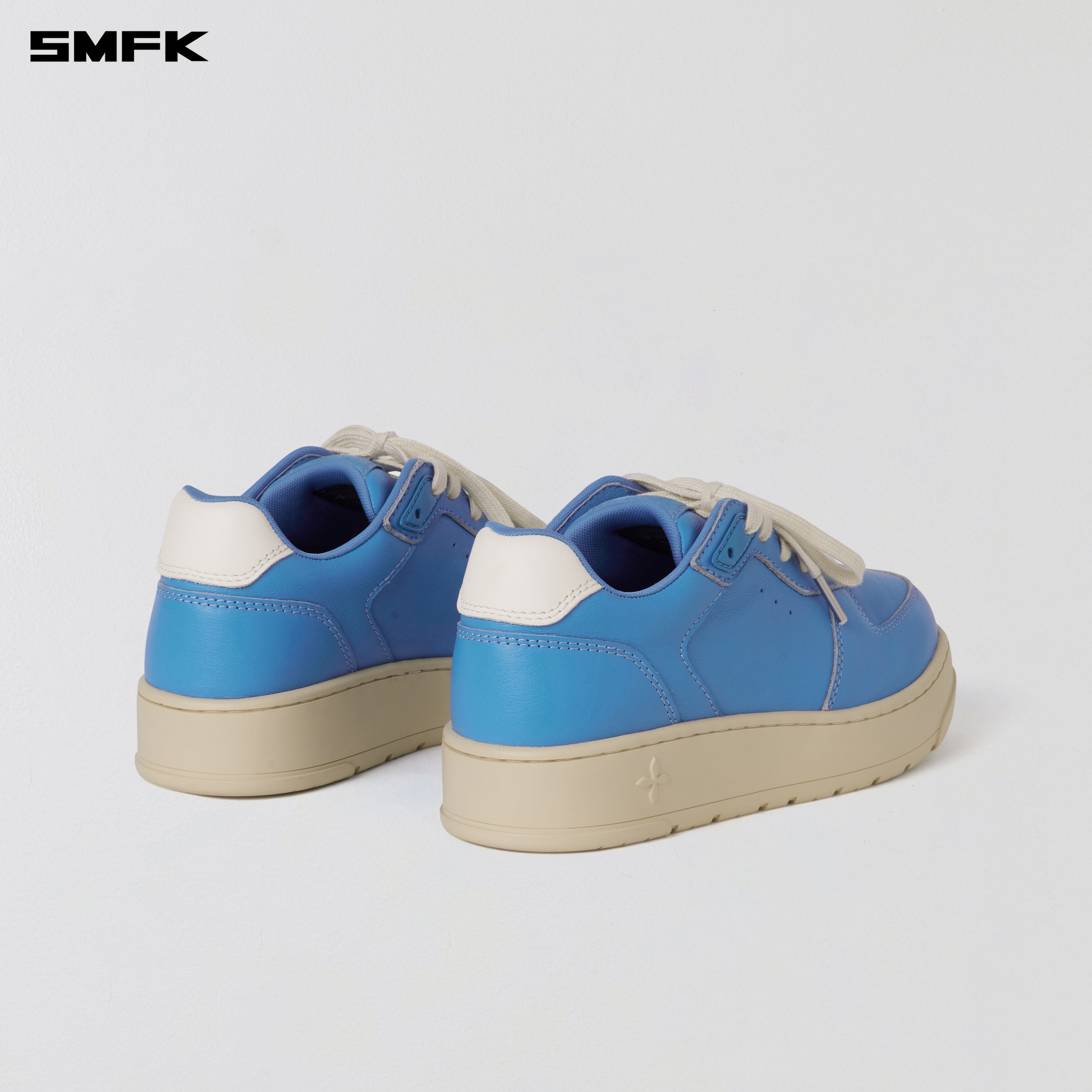 스태츄 트레이닝 슈즈 / 레더 드림 블루