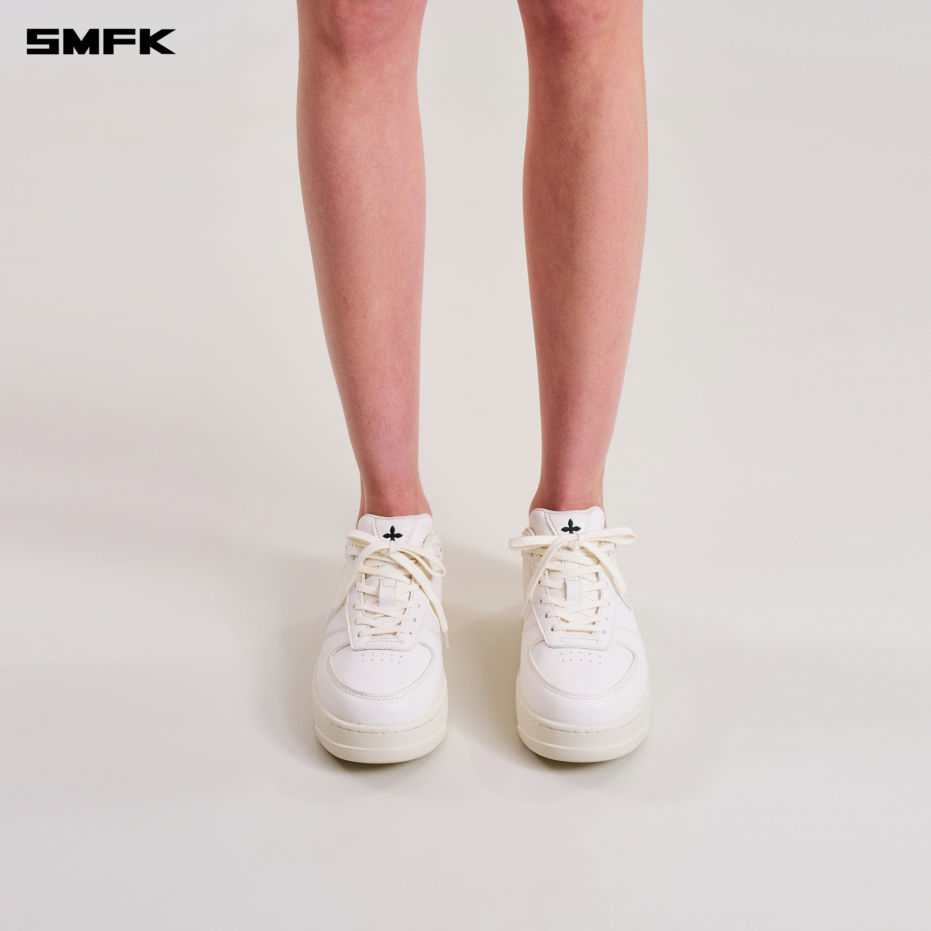 COMPASS MODE-T LEATHER SNEAKER CLOUD WHITE