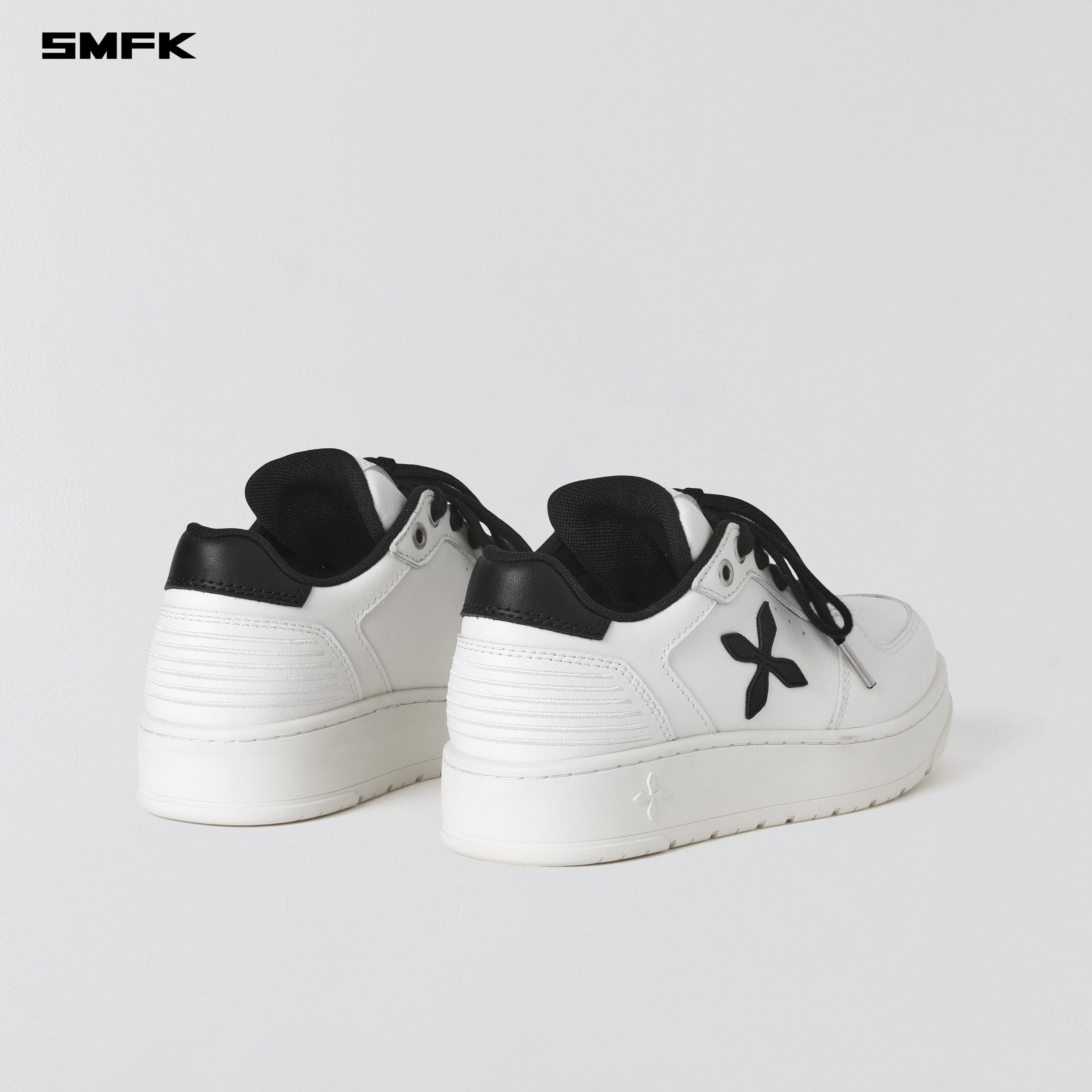 COMPASS MODE-T LEATHER MULTI SNEAKER CLOUD WHITE