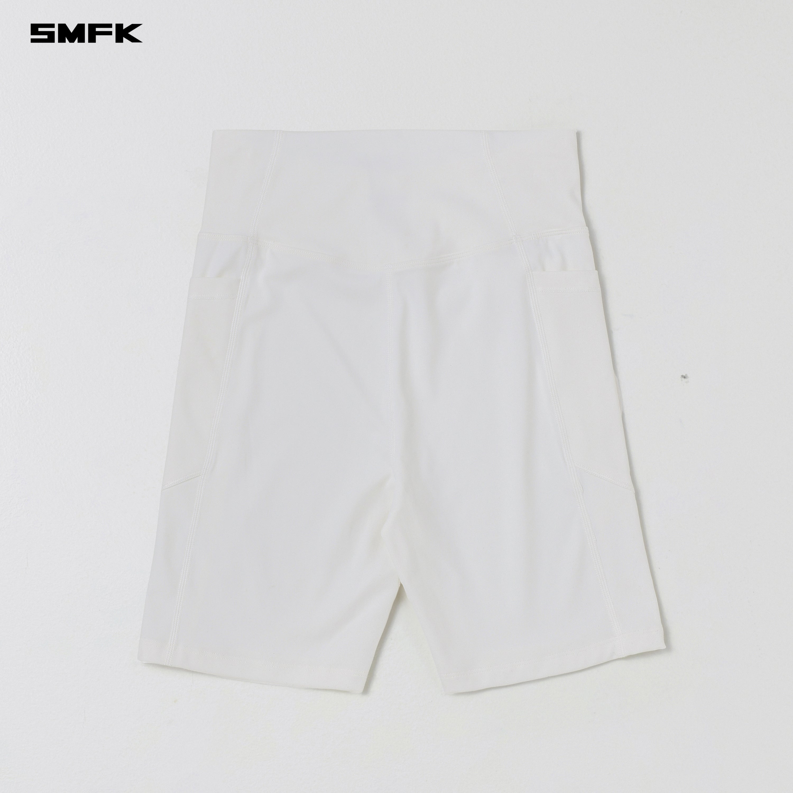 FOCUS GYM RUNNER SHORTS/Lycra Nylon CLOUD WHITE