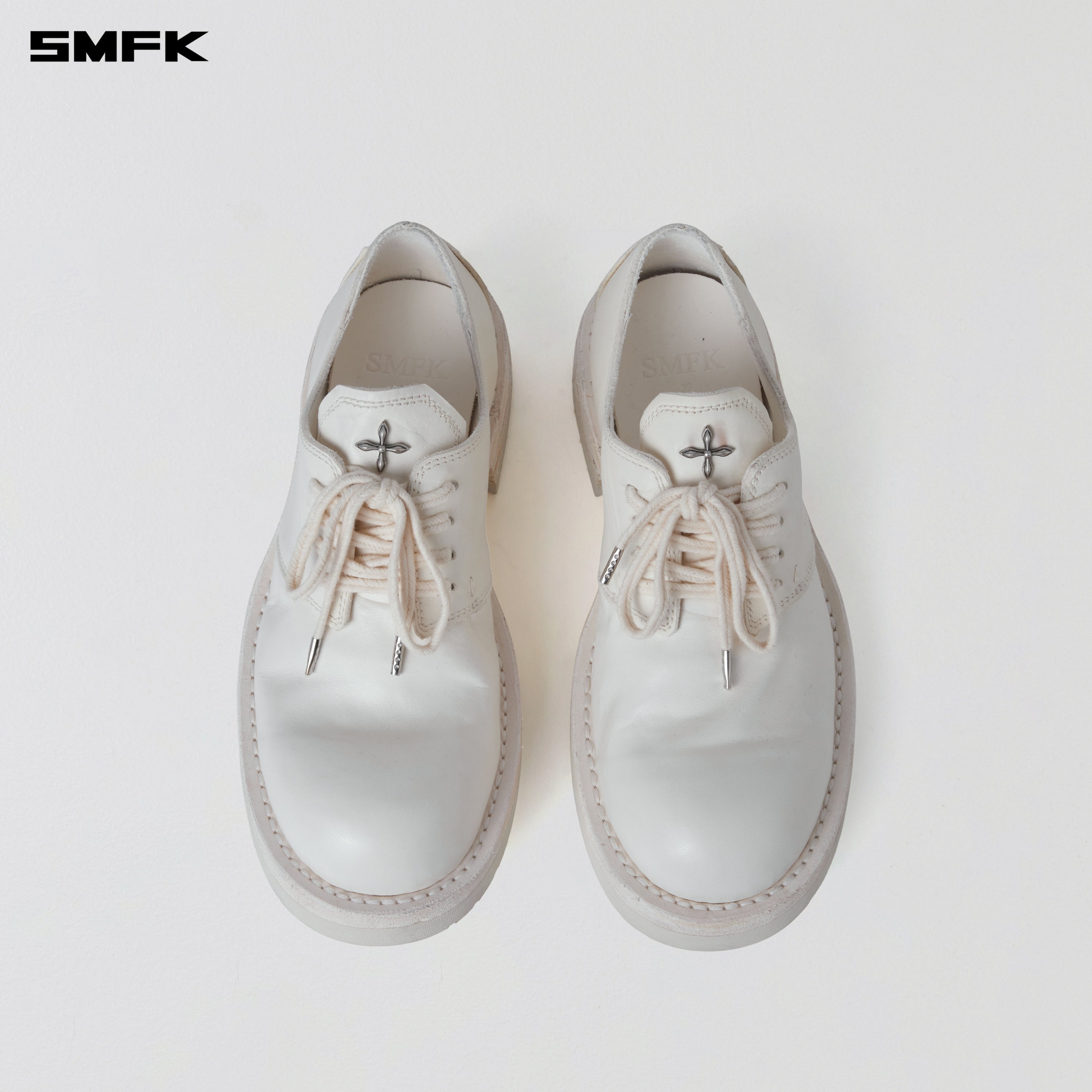 COMPASS WILD HANDMADE LEATHER DERBY(Goodyear) SNOW WHITE