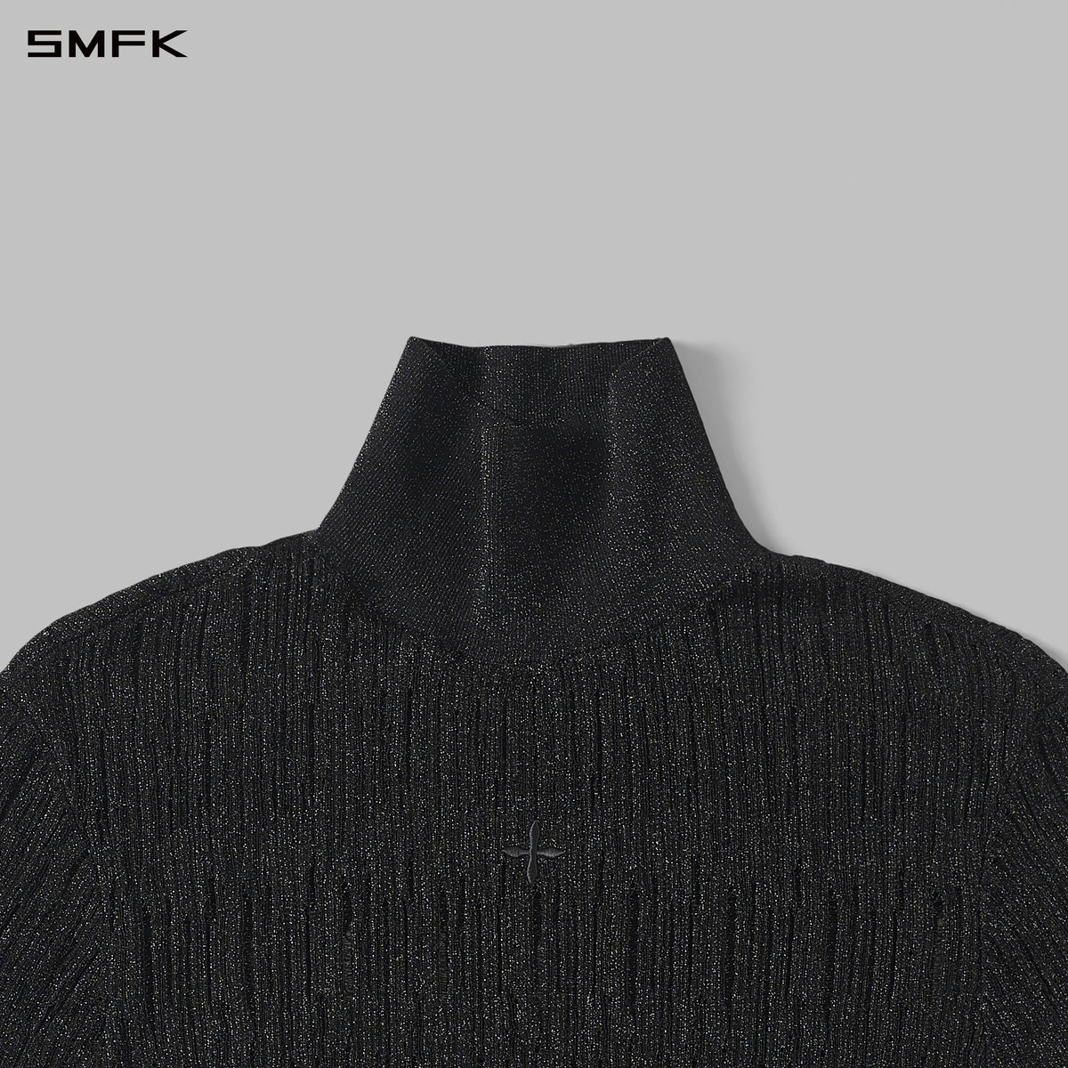 MYTH SIREN AURORA EVENING SLIM HIGH COLLAR KNIT TEE/METALLIC YARN AURORA BLACK