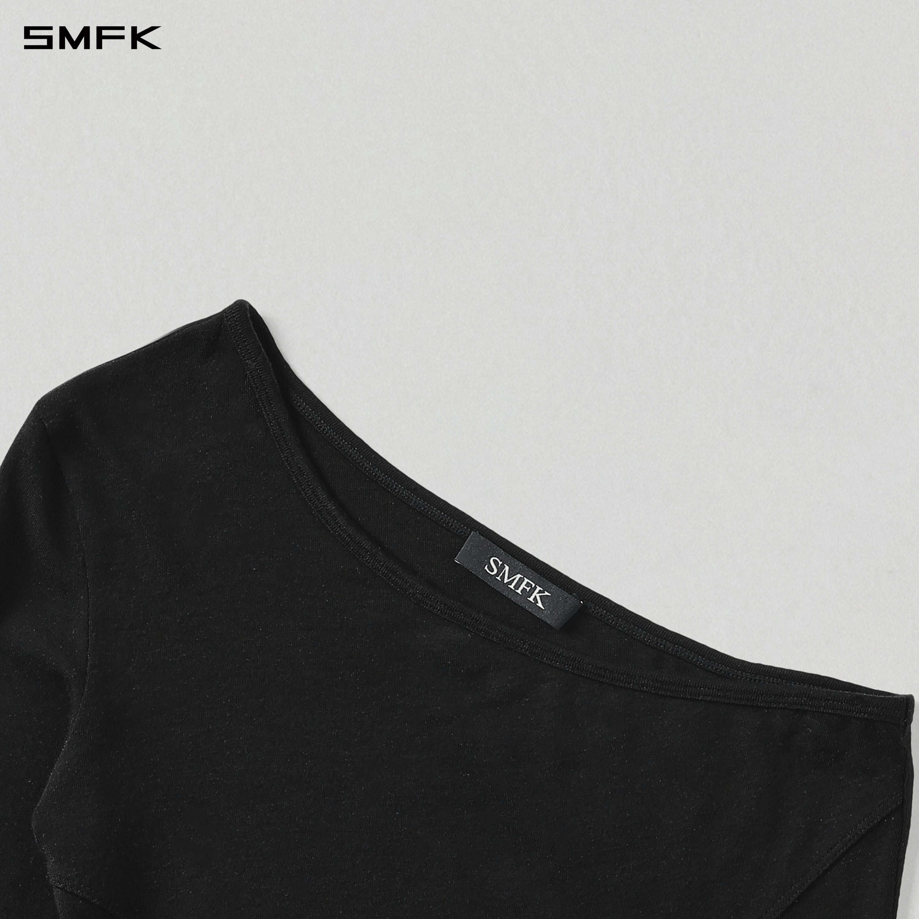 MYTH  AEOLUS RIGHT SIDE SLEEVE TANK/TENCEL+WOOL MIDNIGHT BLACK