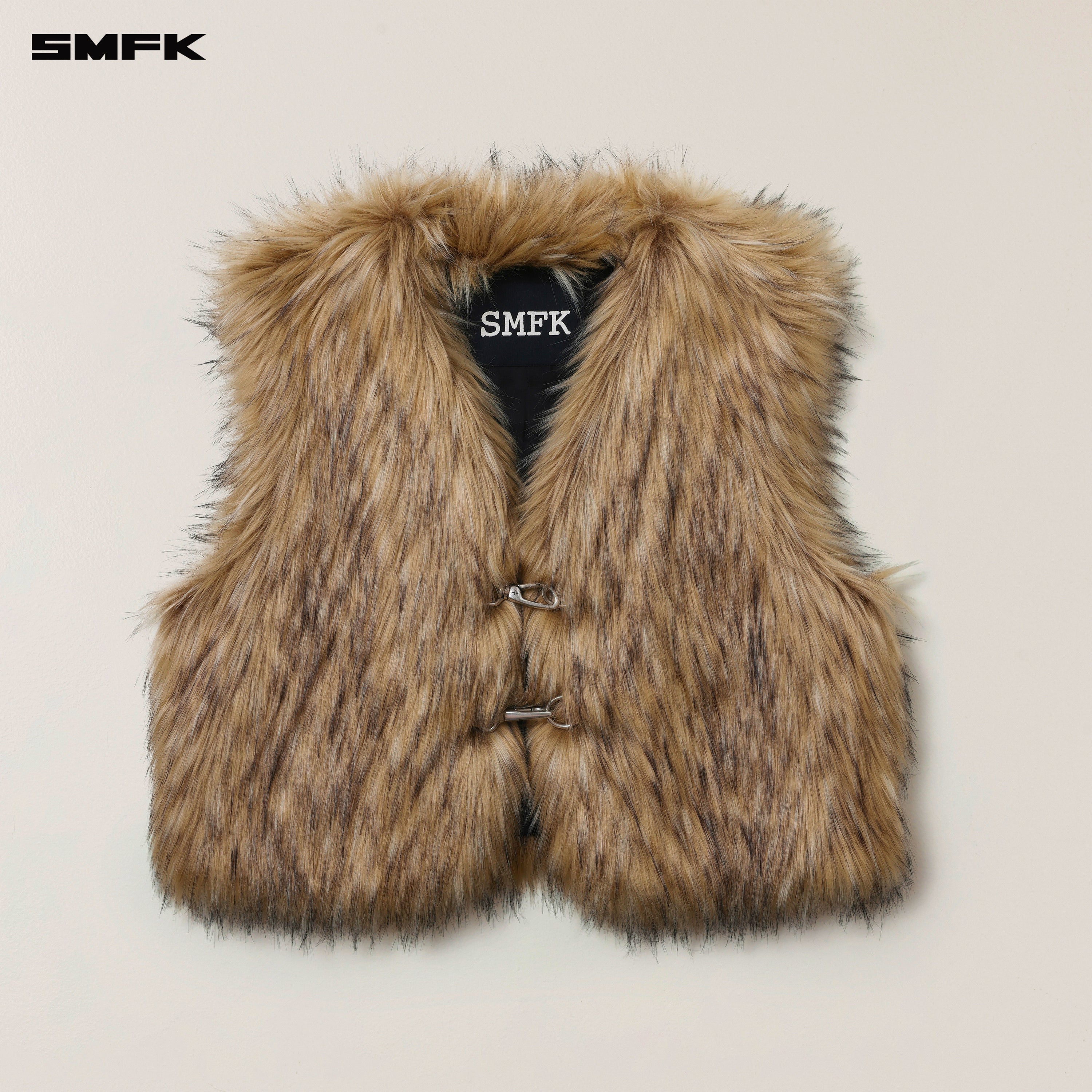 COMPASS GRASSLAND WOOLLY HUGE TANK WOLF BROWN