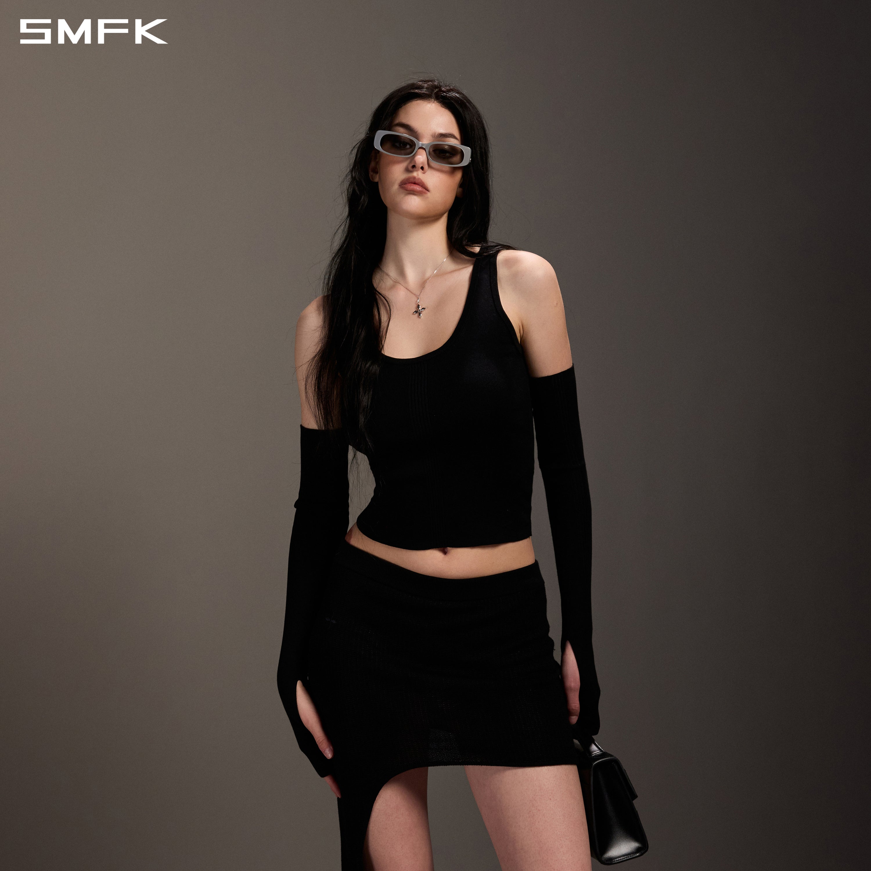 MYTH SEER SLIM KNIT VEST/TENCEL+SILK WILD BLACK