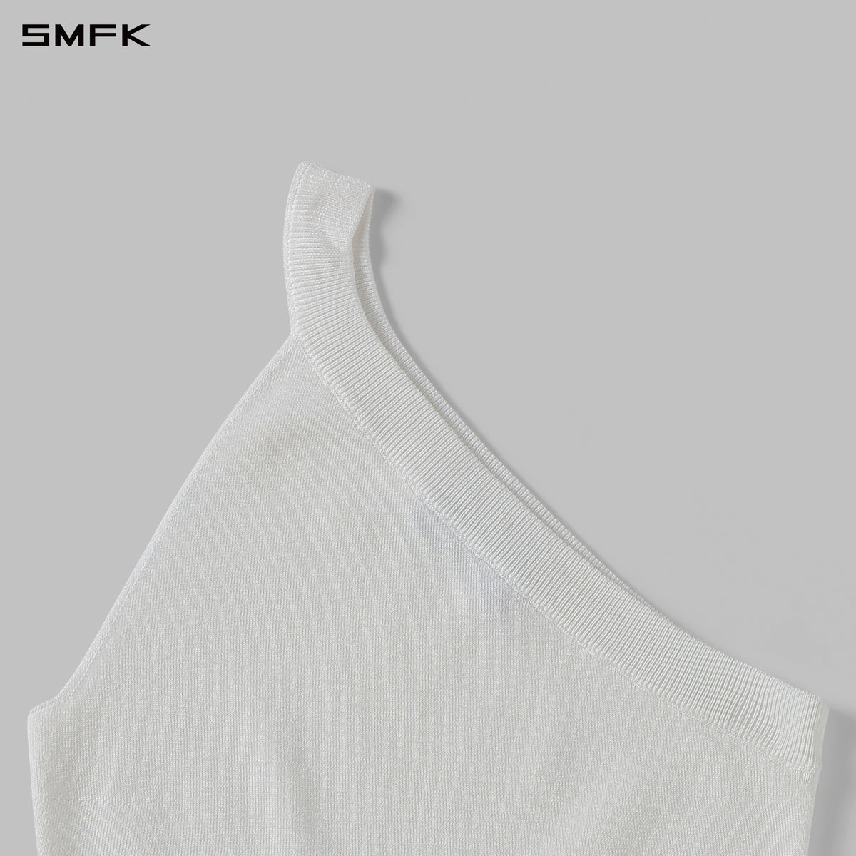 MYTH SIREN ONE-SHOULDER EVENING KNIT VEST/LENZING TENCEL+SILK+COTTON CLOUD WHITE