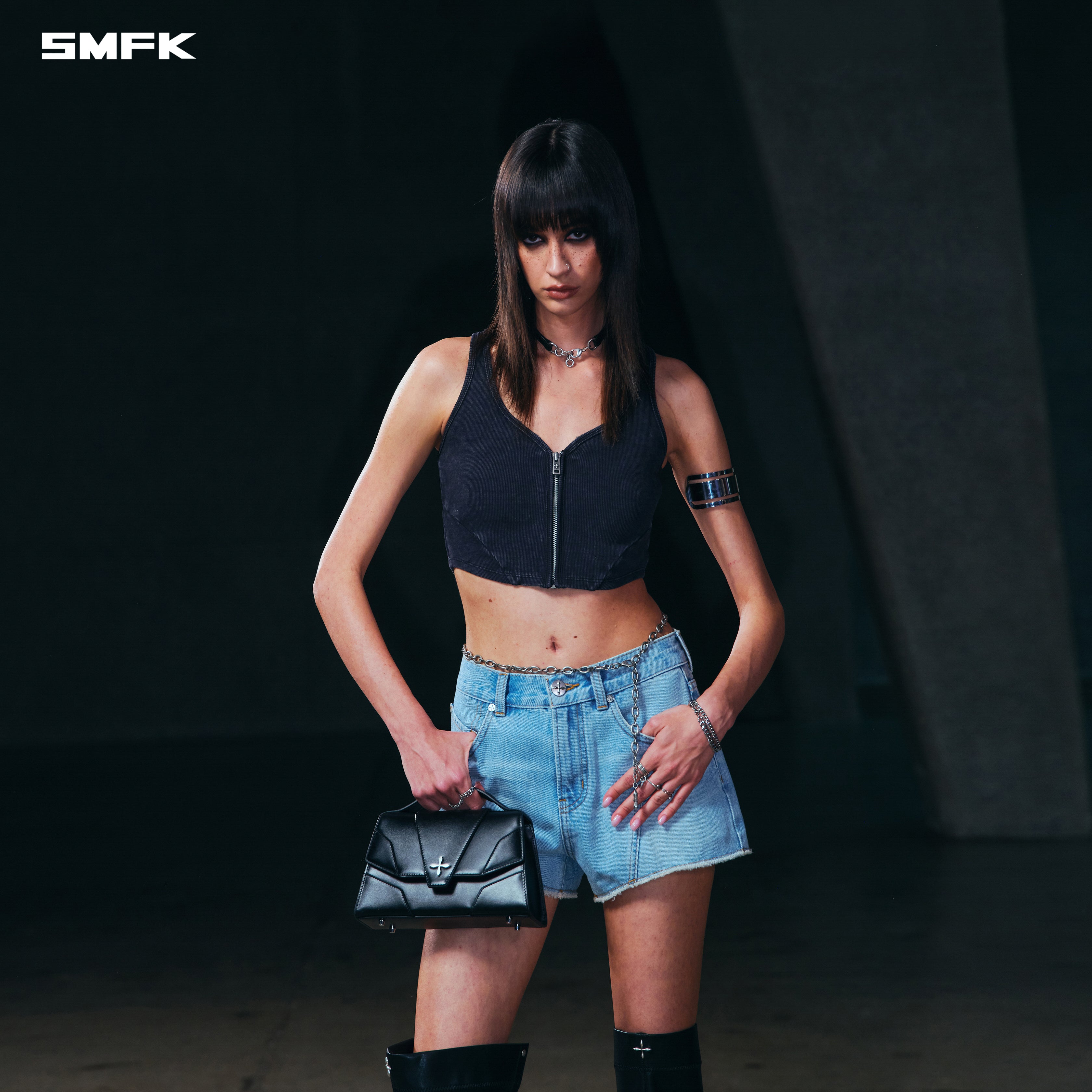 VINTAGE ROVE ZIP TANK/FADE DYE VANISH BLACK – SMFK Official