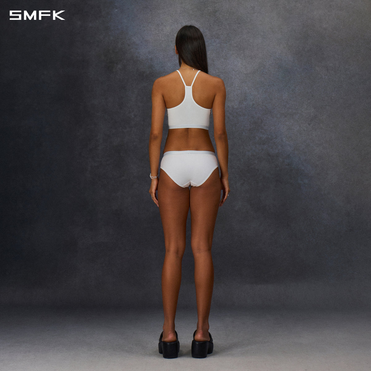 POISE ROUND NECK STRAPLESS SPORTS BRALETTE WITH PADDING/COMBED COTTON+SPANDEX MOONLIGHT WHITE
