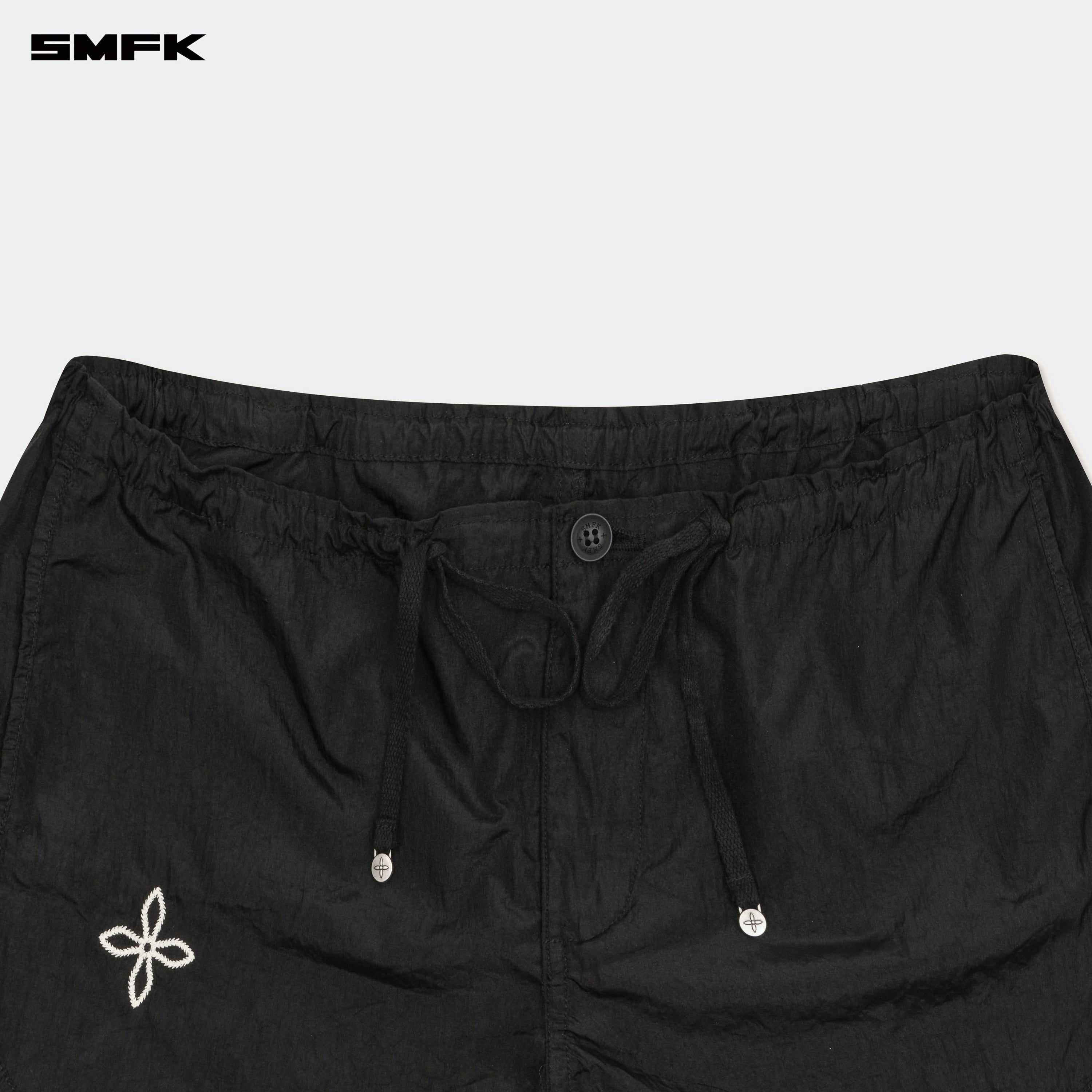 Ancient Myth Alloy Skin Low - Waist Jogging Shorts Black - SMFK Official