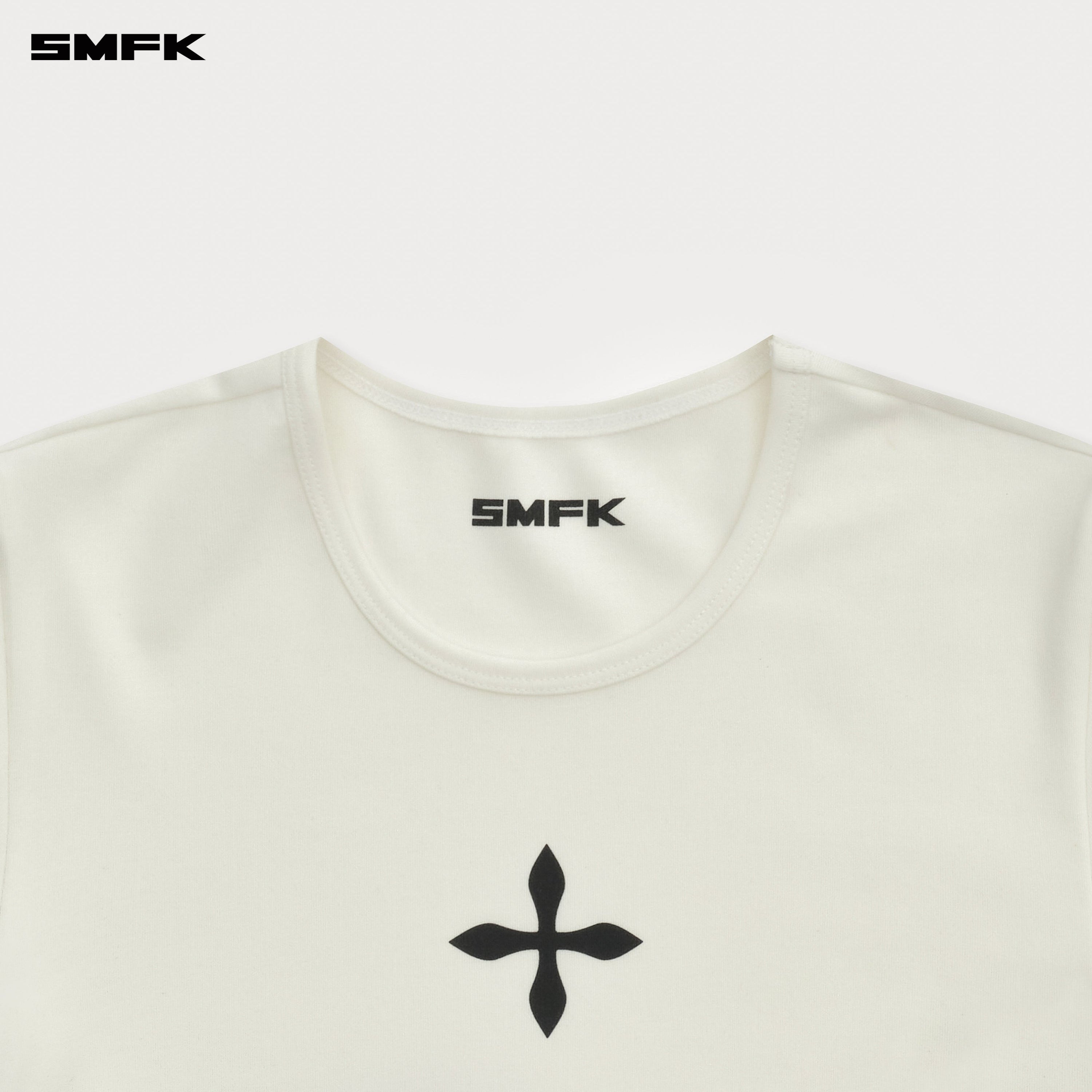 Compass Classic Sports Tight Tee Mount White - SMFK Official