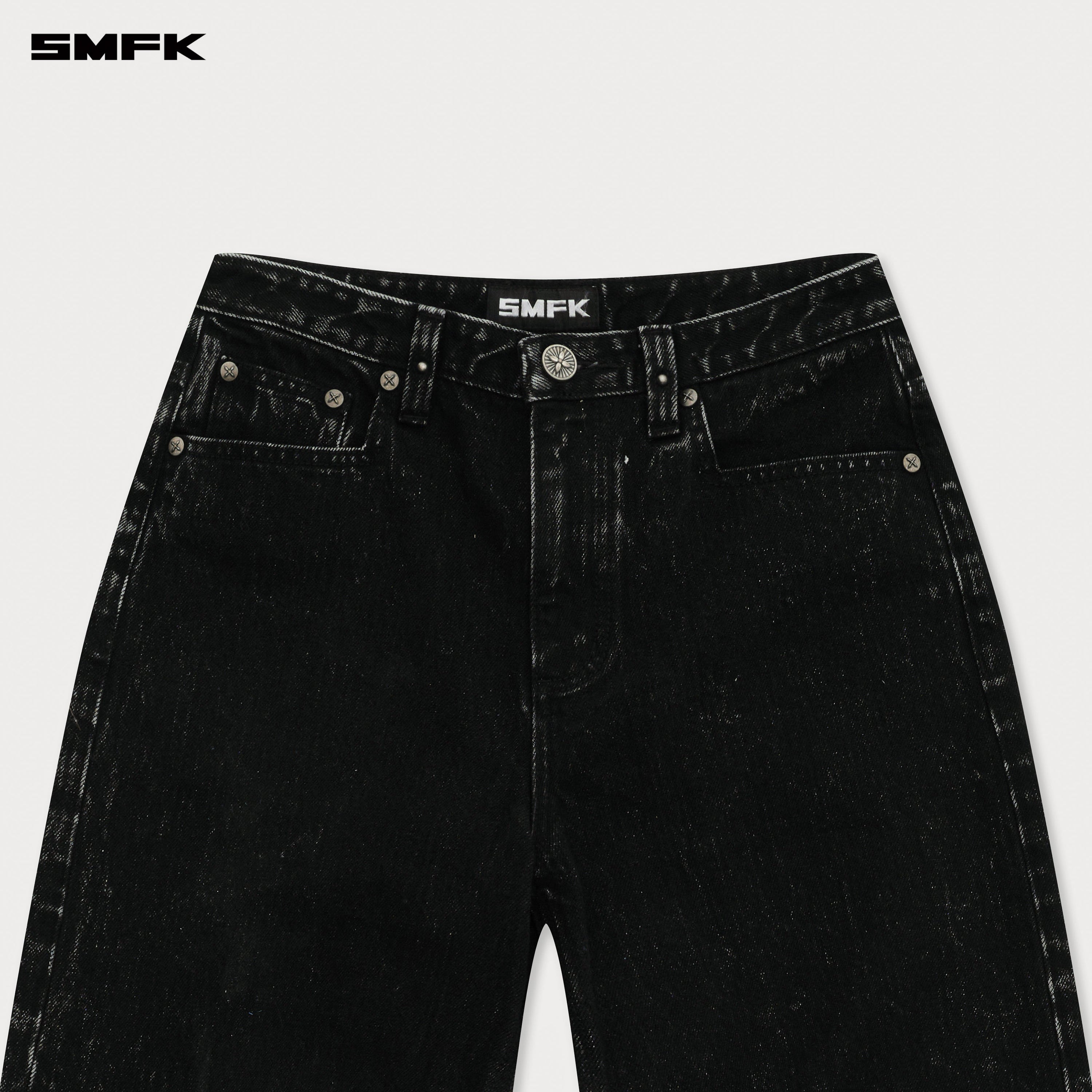 Compass Cross Classic Wide - Leg Jeans in Black - SMFK Official