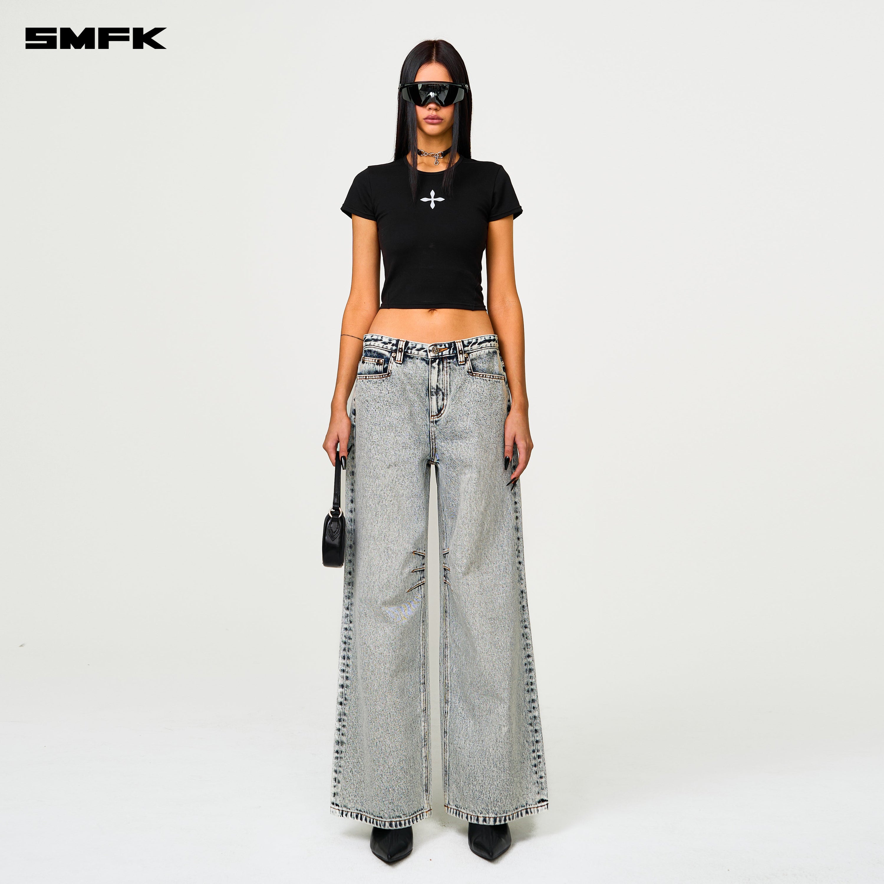 Compass Cross Classic Wide - Leg Jeans in White - SMFK Official