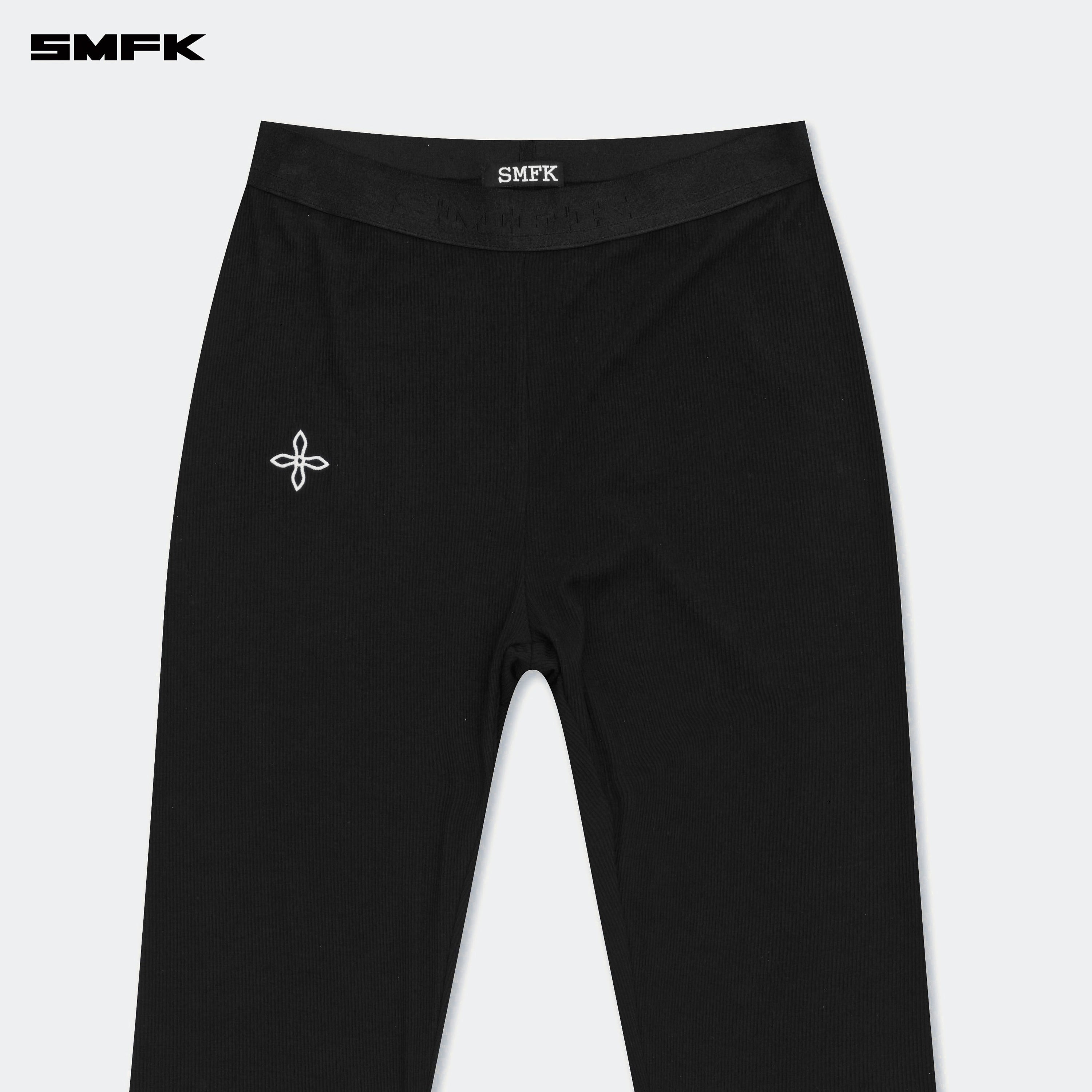 Compass Hug High - Waisted Sports Flared Pants Black - SMFK Official