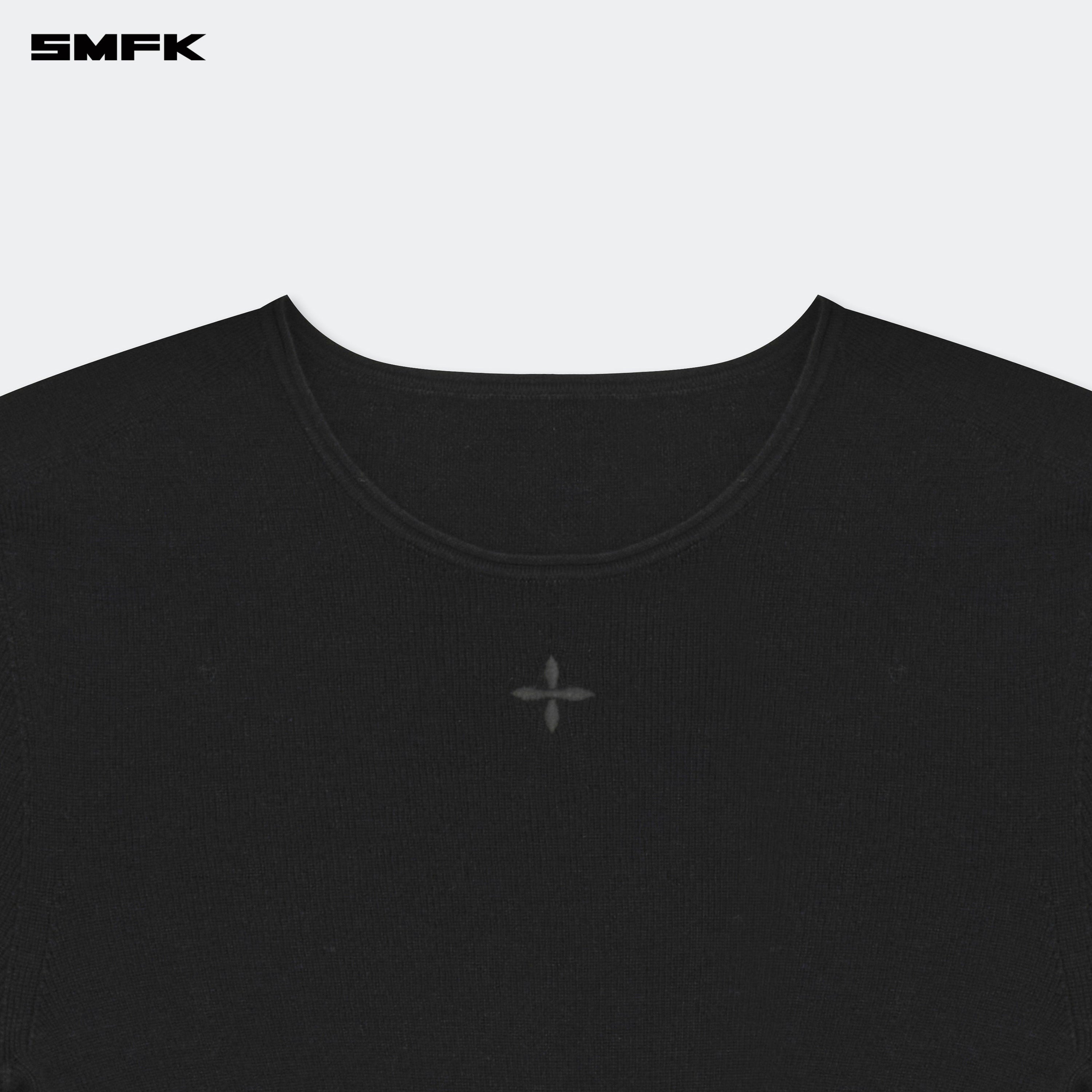 Compass Hug Seamless Wool Knit Tee - SMFK Official