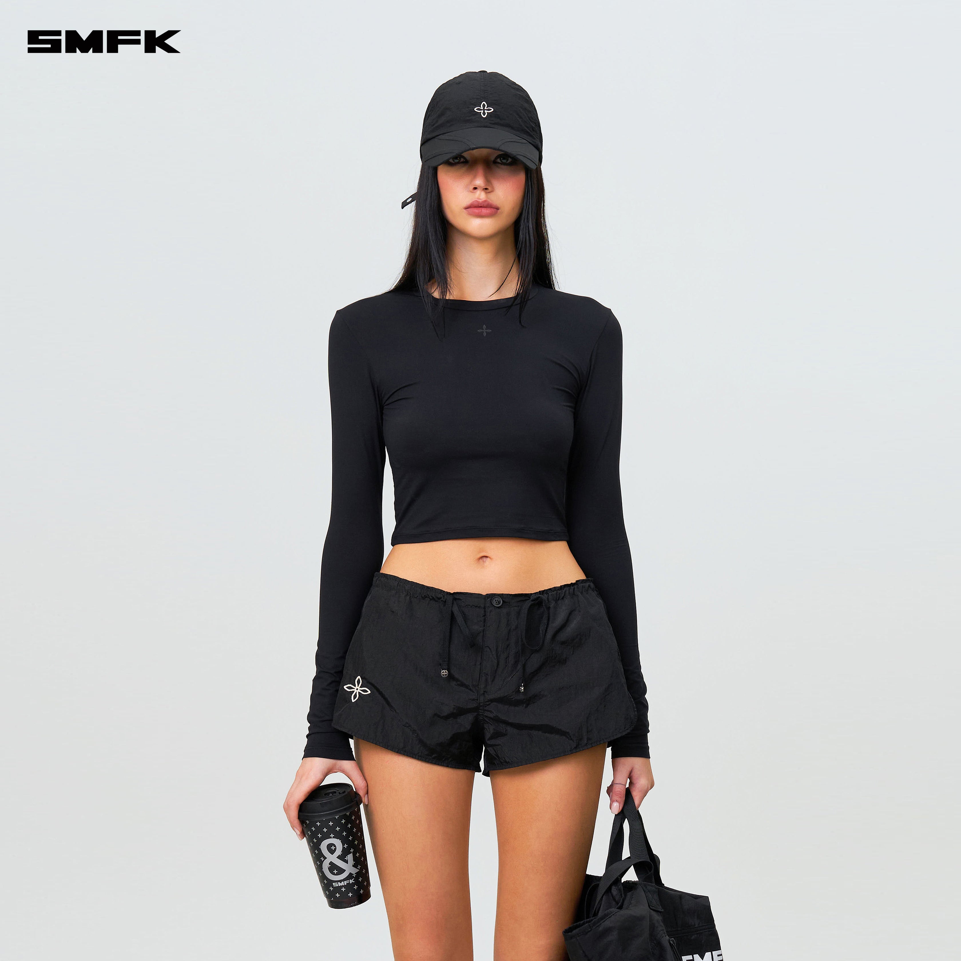 Compass Hug Skin-Tight Fitting Top Black – SMFK Official