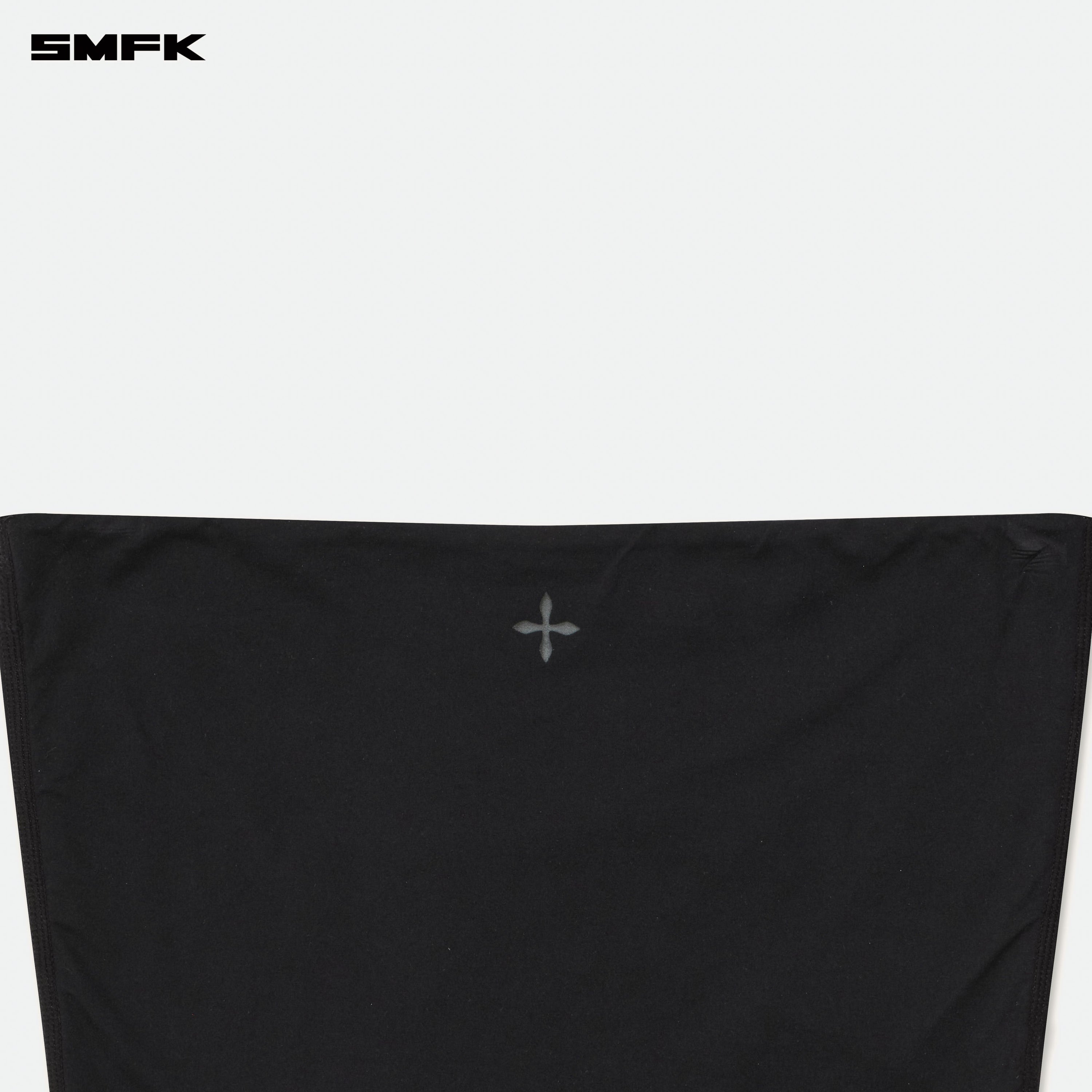 Compass Hug Skin Tube Top Black - SMFK Official