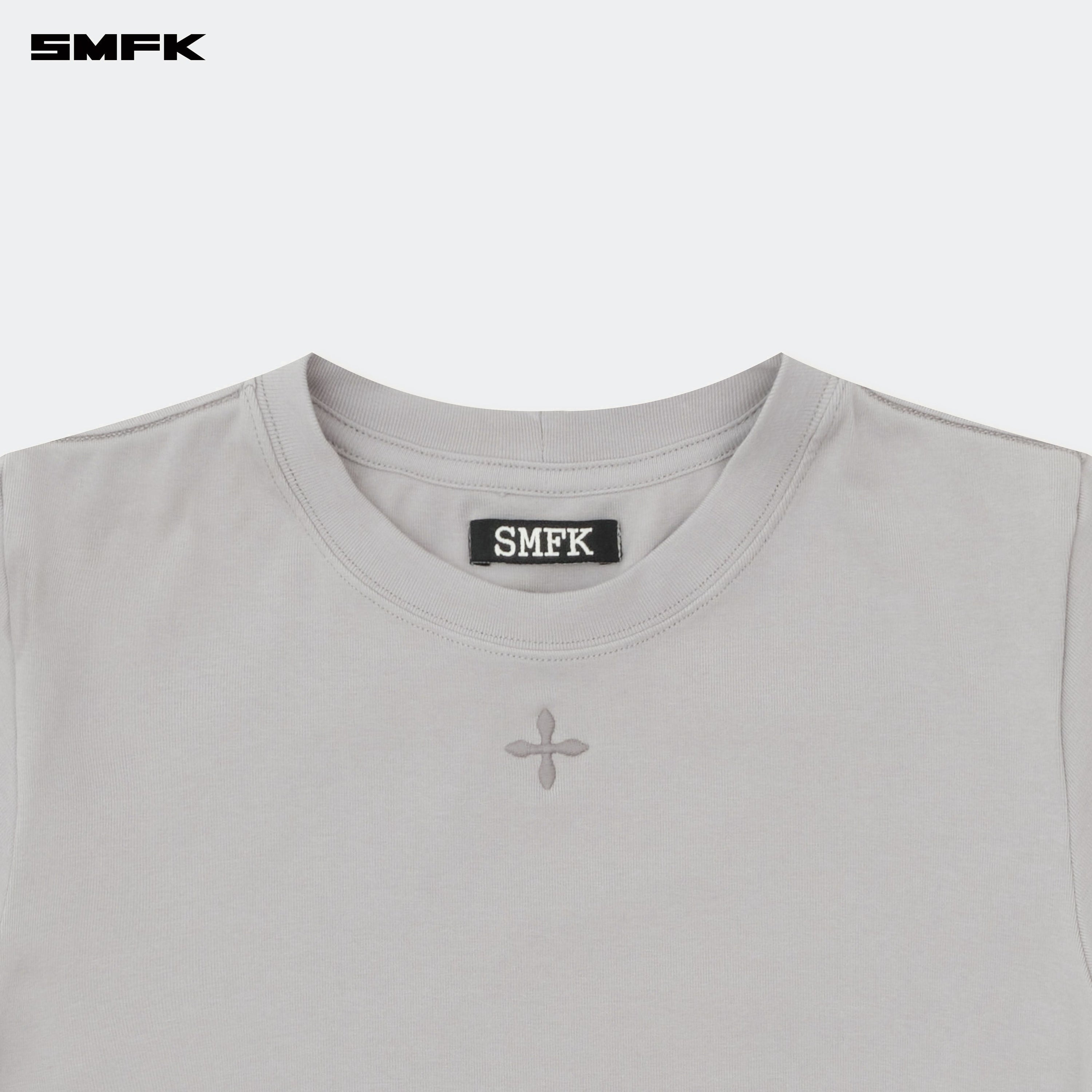 Compass Hug Slim Fit Tee Gray - SMFK Official