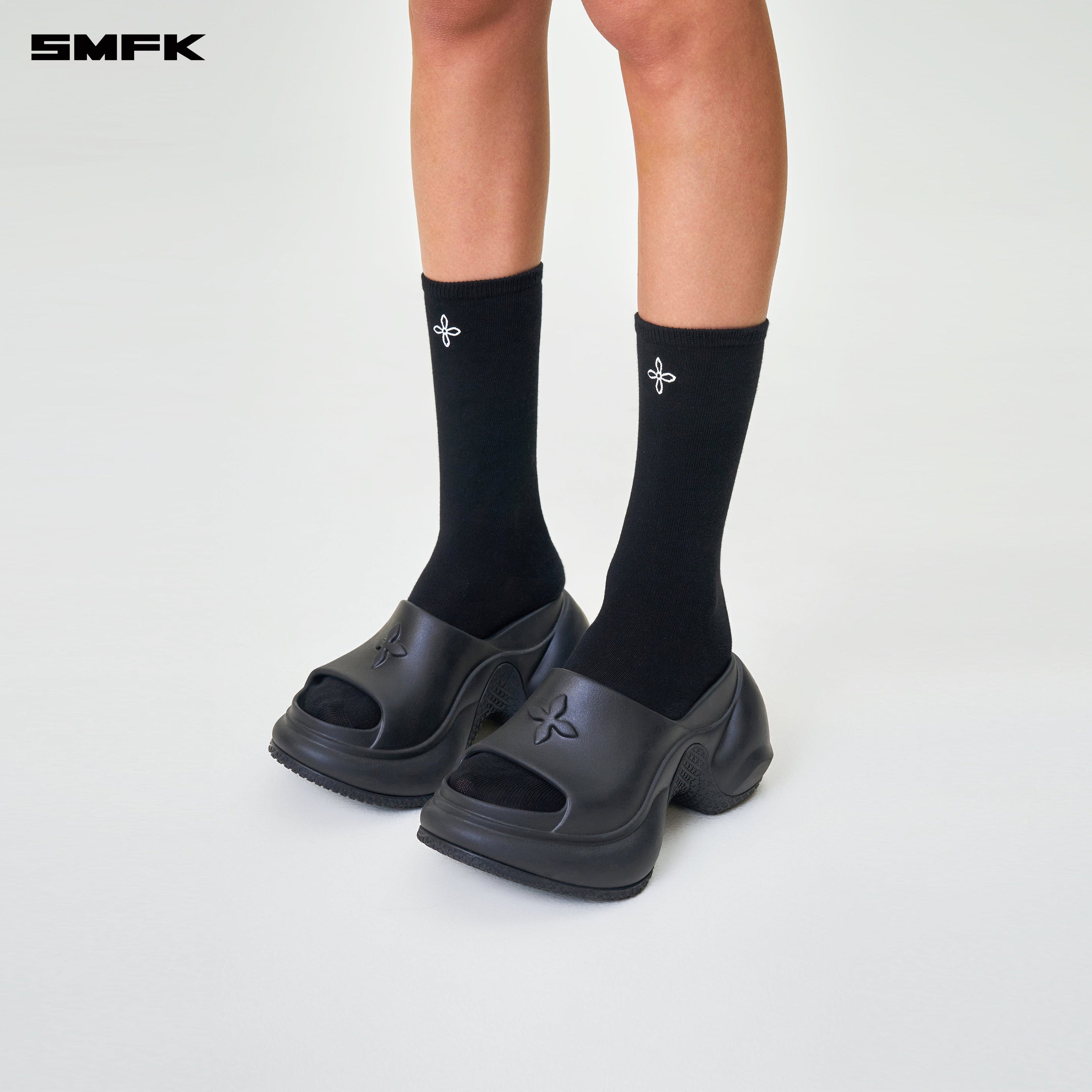 Compass Hug Sports Short Socks Black (2 Pairs) - SMFK Official