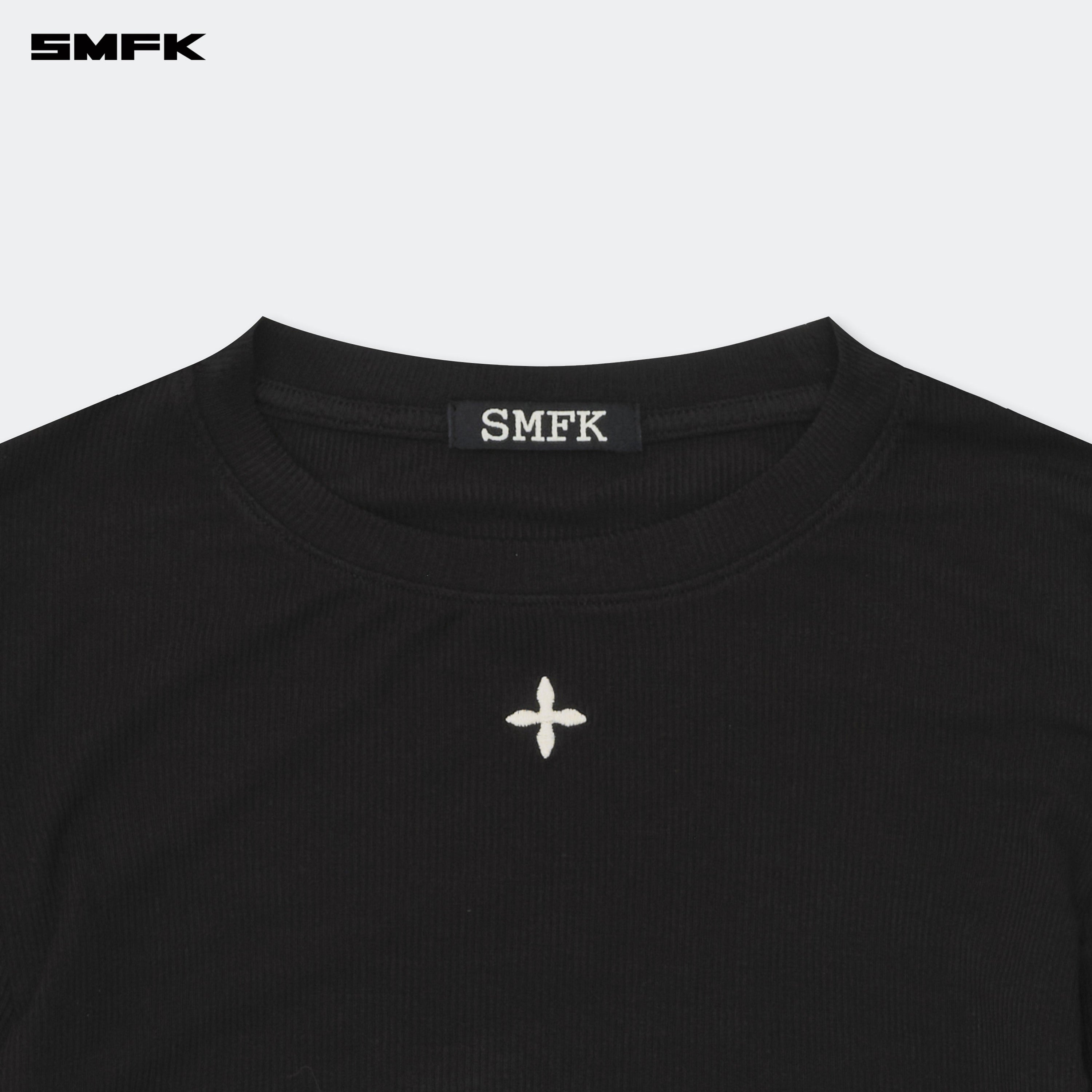 Compass Hug Tight Sports Top In Black - SMFK Official