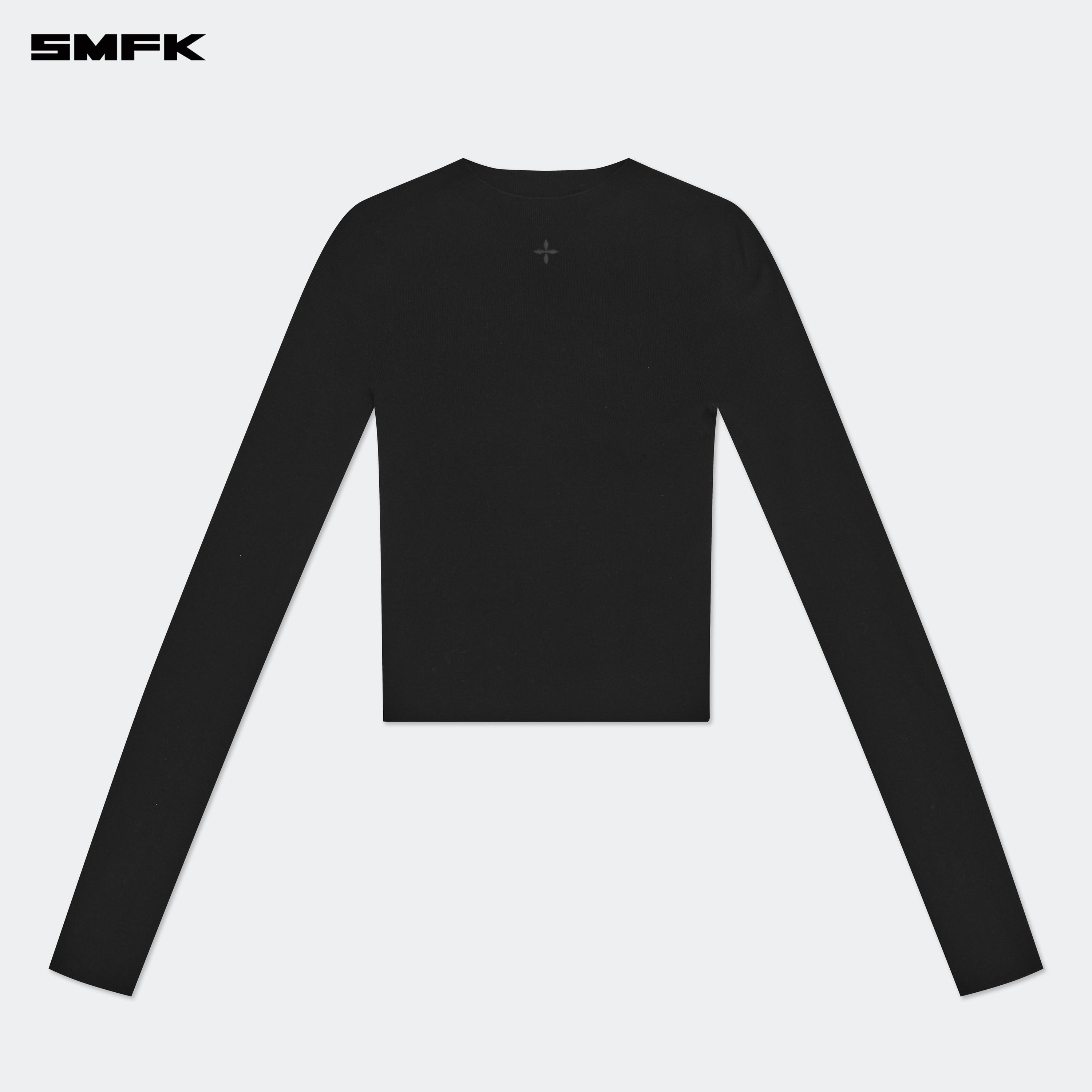 Compass Hug Turtleneck Knit Sweatshirt In Black - SMFK Official