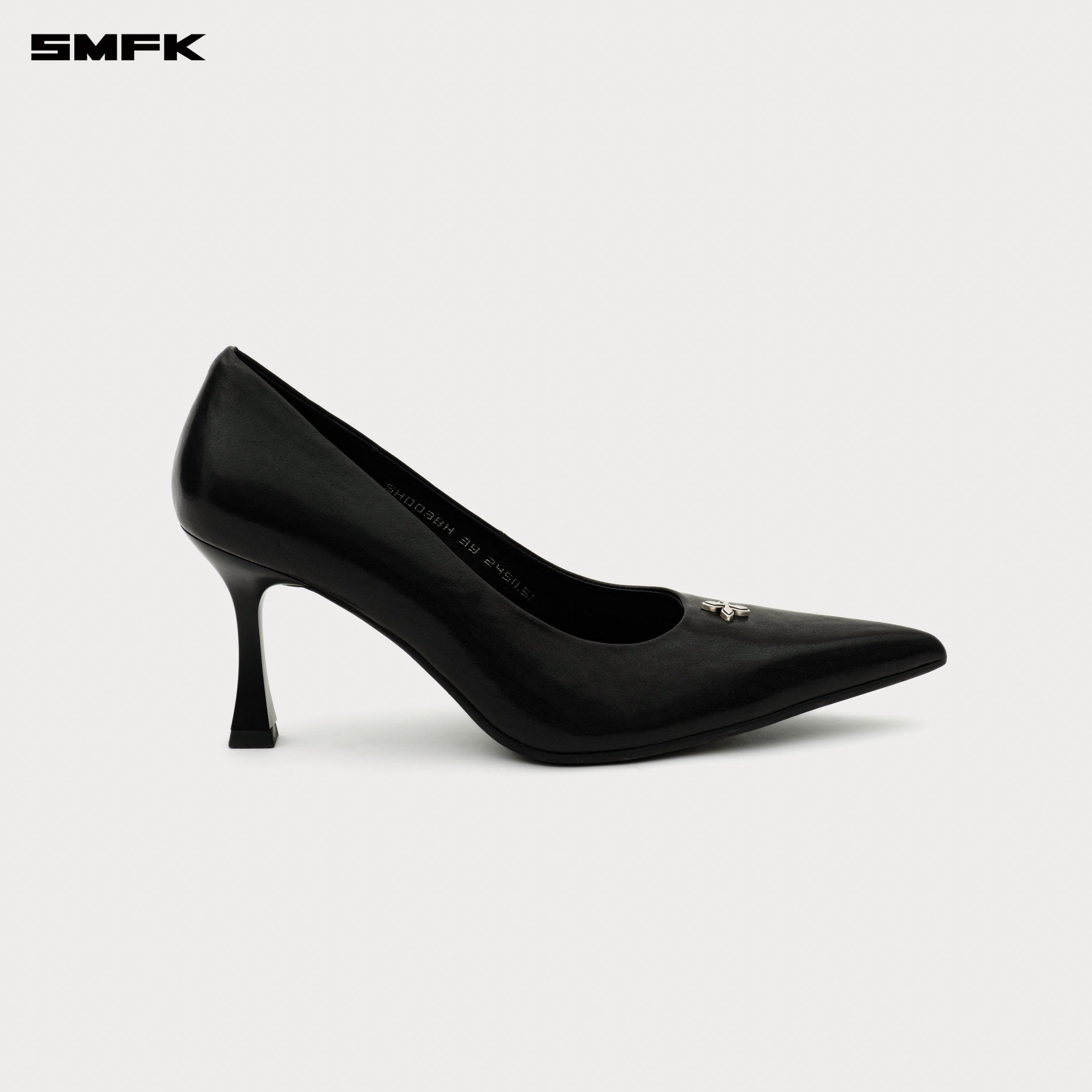 COMPASS RIVET Classic High - Heel In Black - SMFK Official