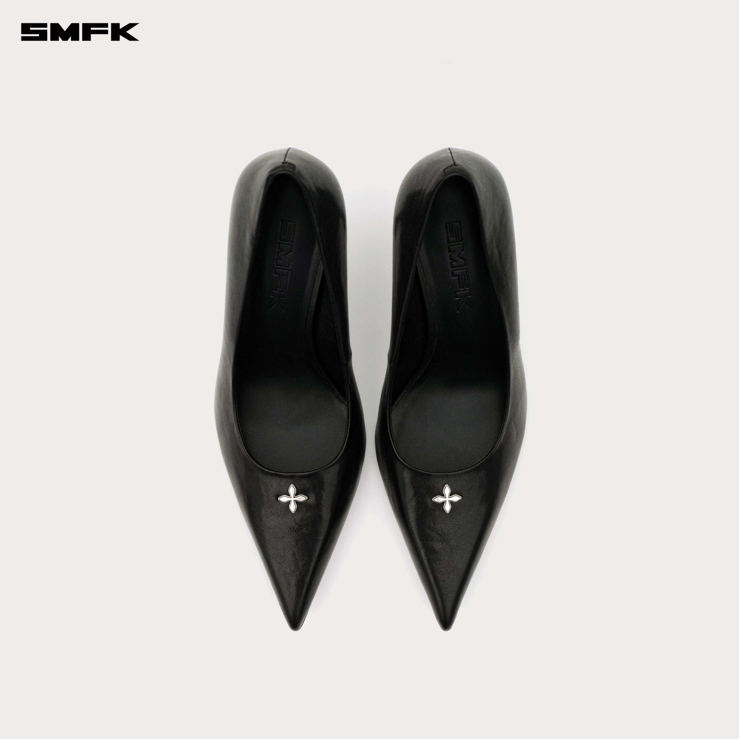 COMPASS RIVET Classic High - Heel In Black - SMFK Official