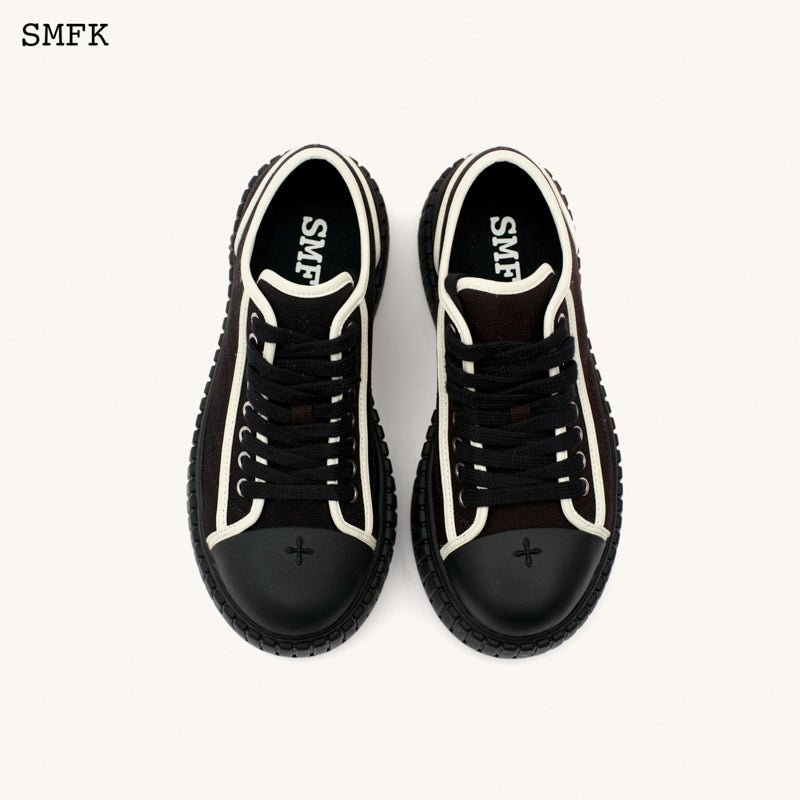 Compass Rove Skater Shoes Black And White - SMFK Official