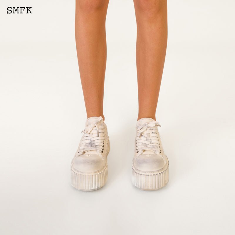 Compass Rove Skater Shoes In Cream - SMFK Official