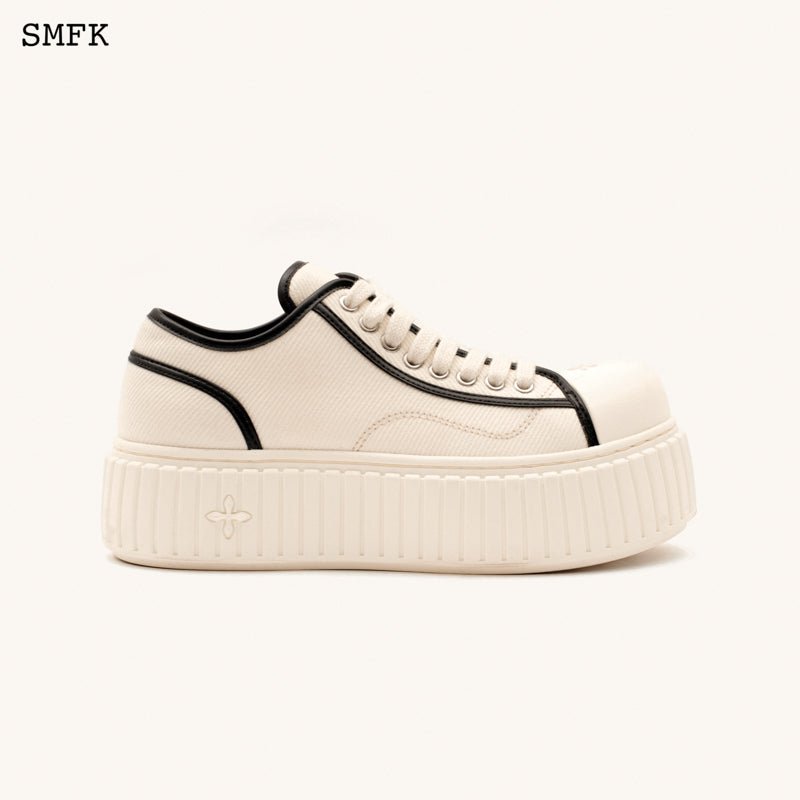 Compass Rove Skater Shoes White - SMFK Official