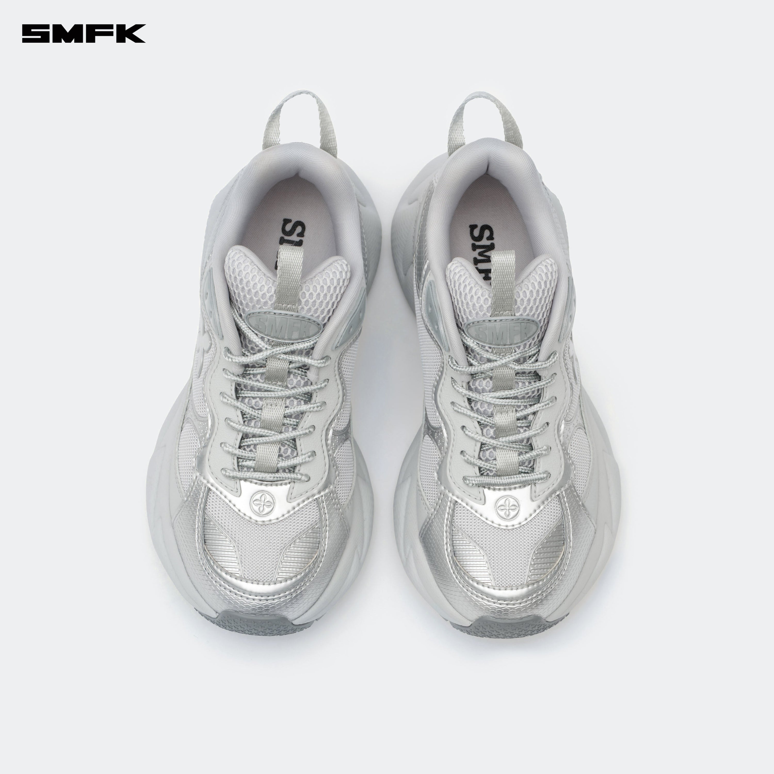 COMPASS WAVE Retro Jogging Shoes In Gray - SMFK Official