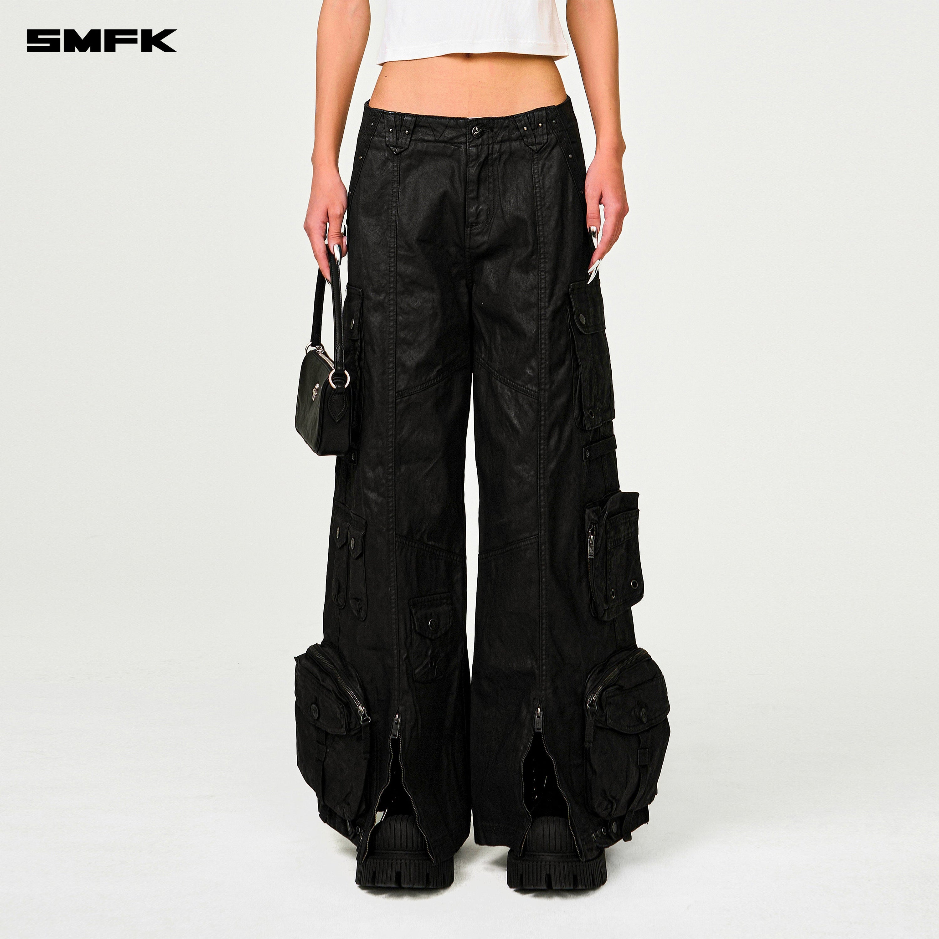 Compass Wild Cyber Mustang Waxed Wide - Leg Pants in Black - SMFK Official