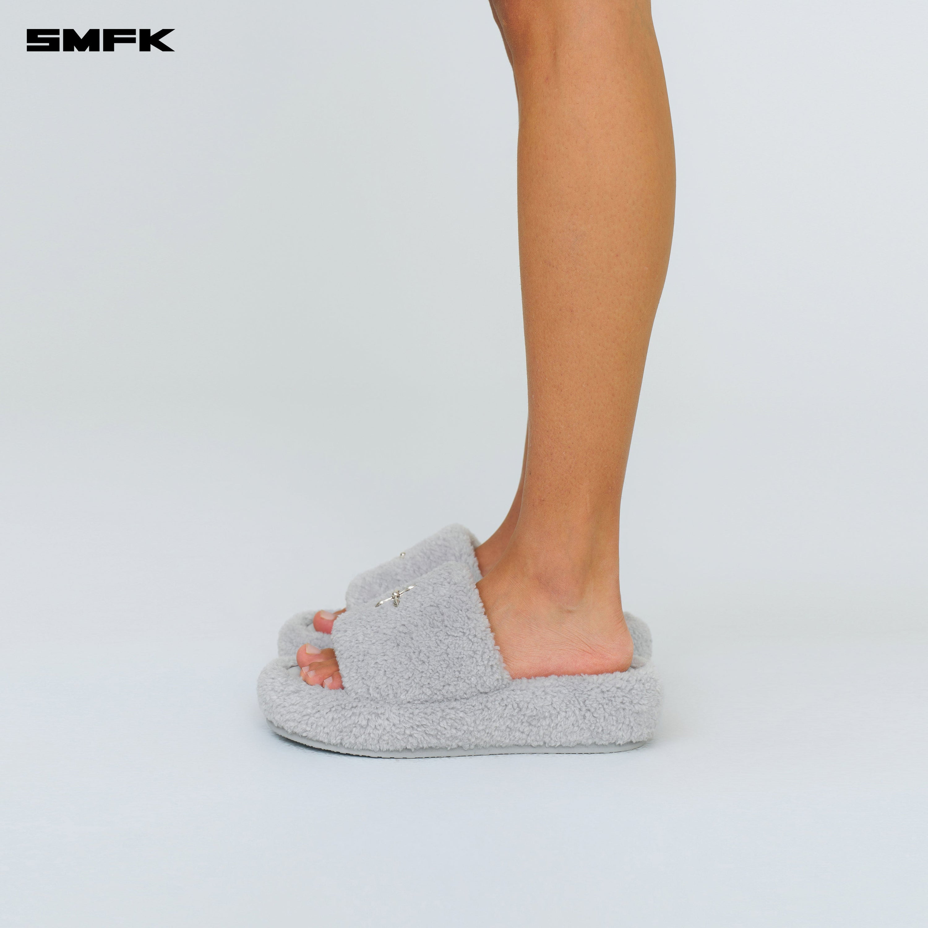 COMPASS WOOLLY Classic Furry Slipper In Gray - SMFK Official