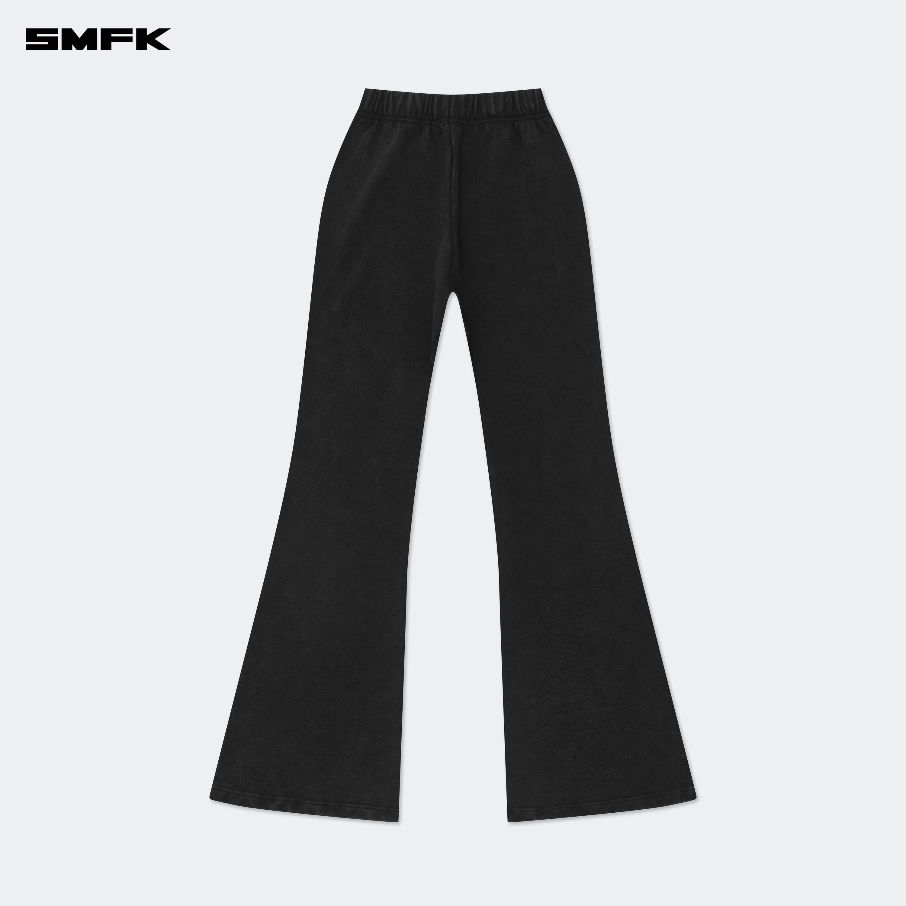 FUTURE Classic Flared Sweatpants In Black - SMFK Official