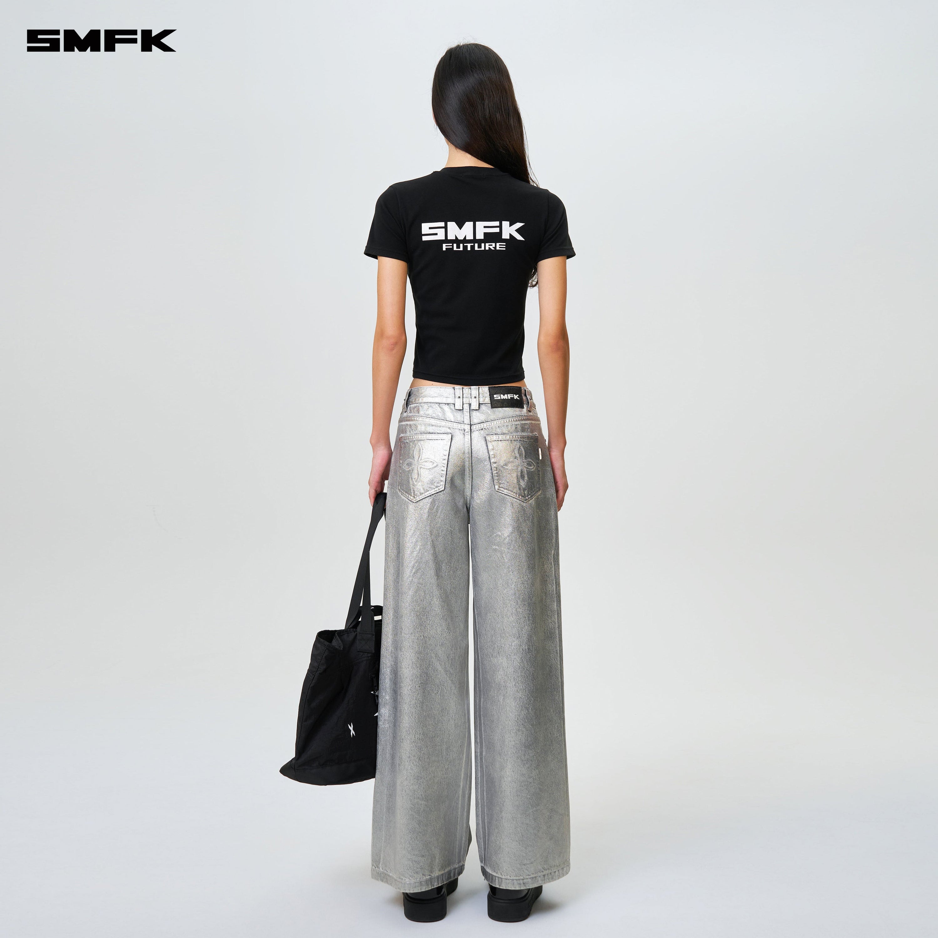 FUTURE Mode Standard Fit Tee Black - SMFK Official