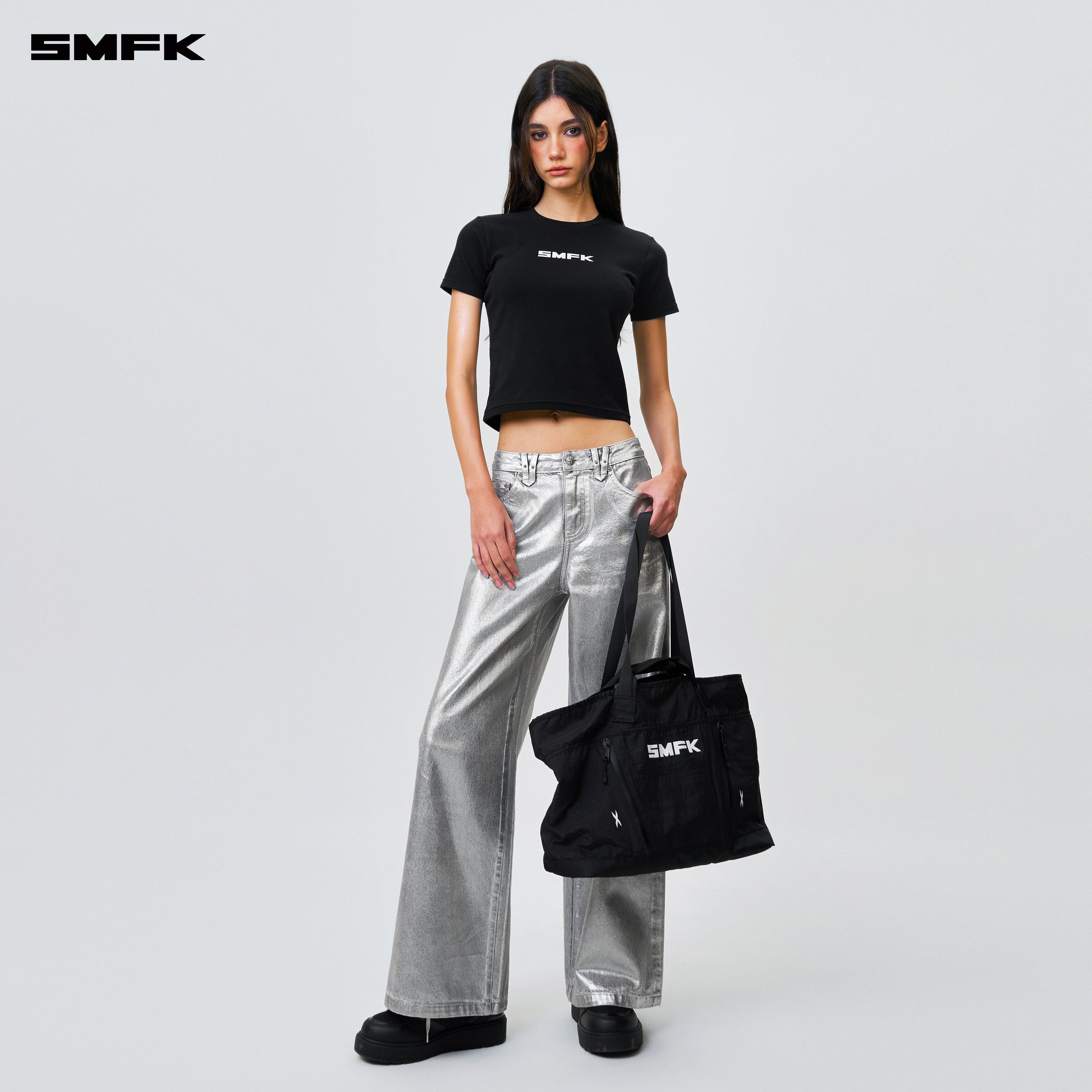 FUTURE Mode Standard Fit Tee Black - SMFK Official