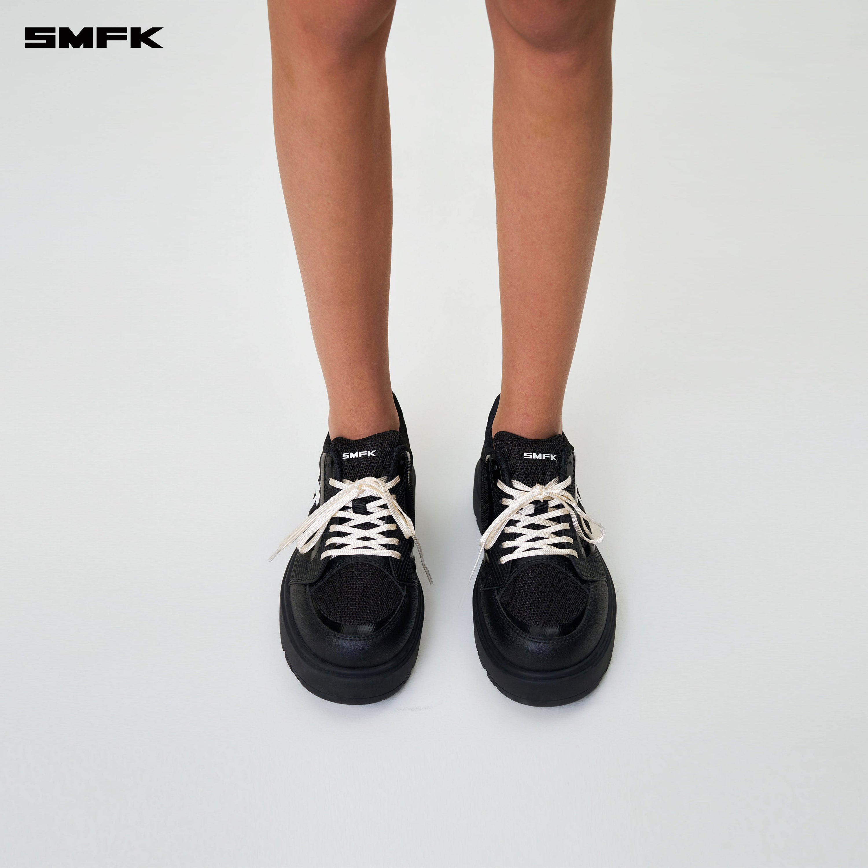 FUTURE RIPPLE GYM Low - Cut Fitness Shoes Black - SMFK Official