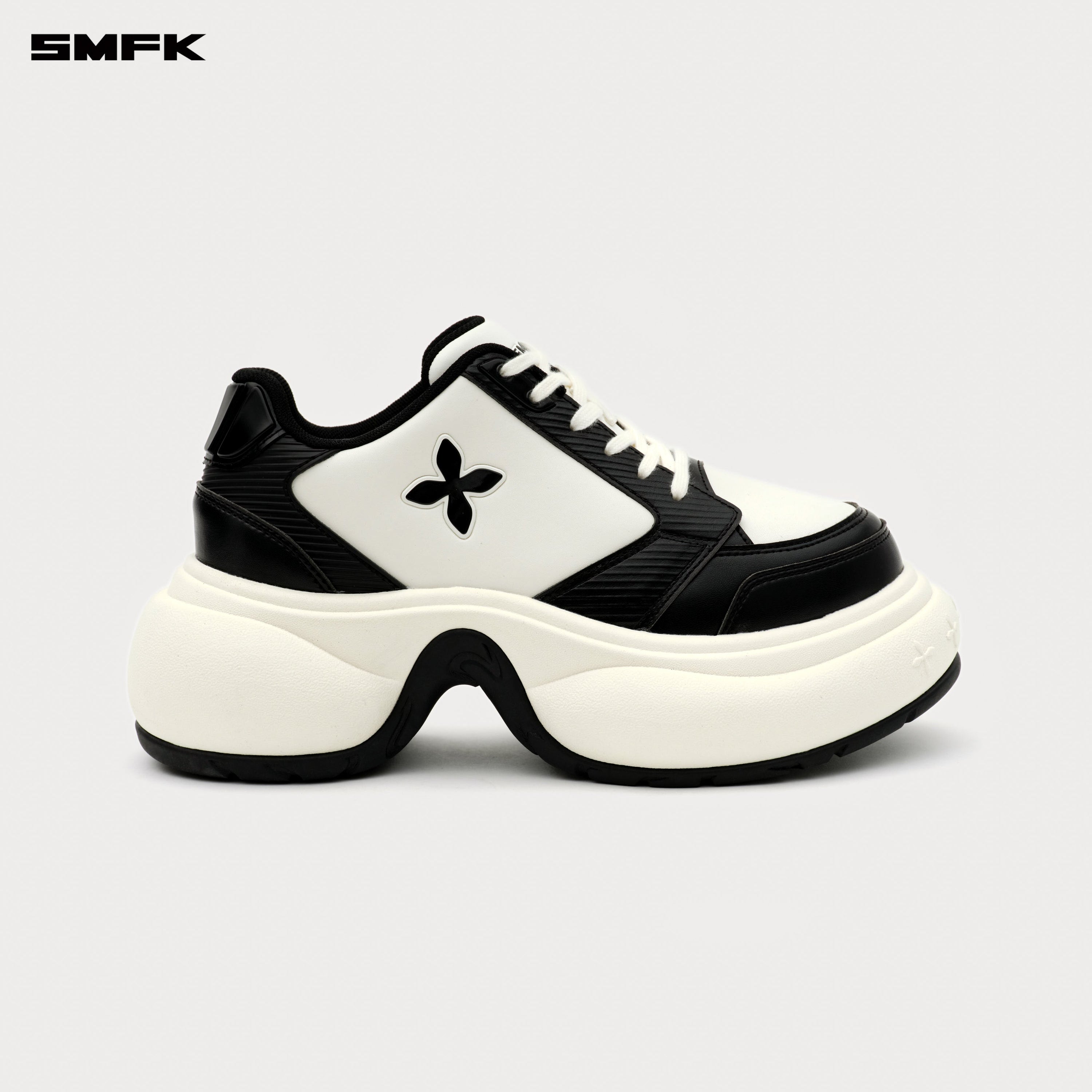 FUTURE RIPPLE High - Heeled Skater Shoes in Black - SMFK Official